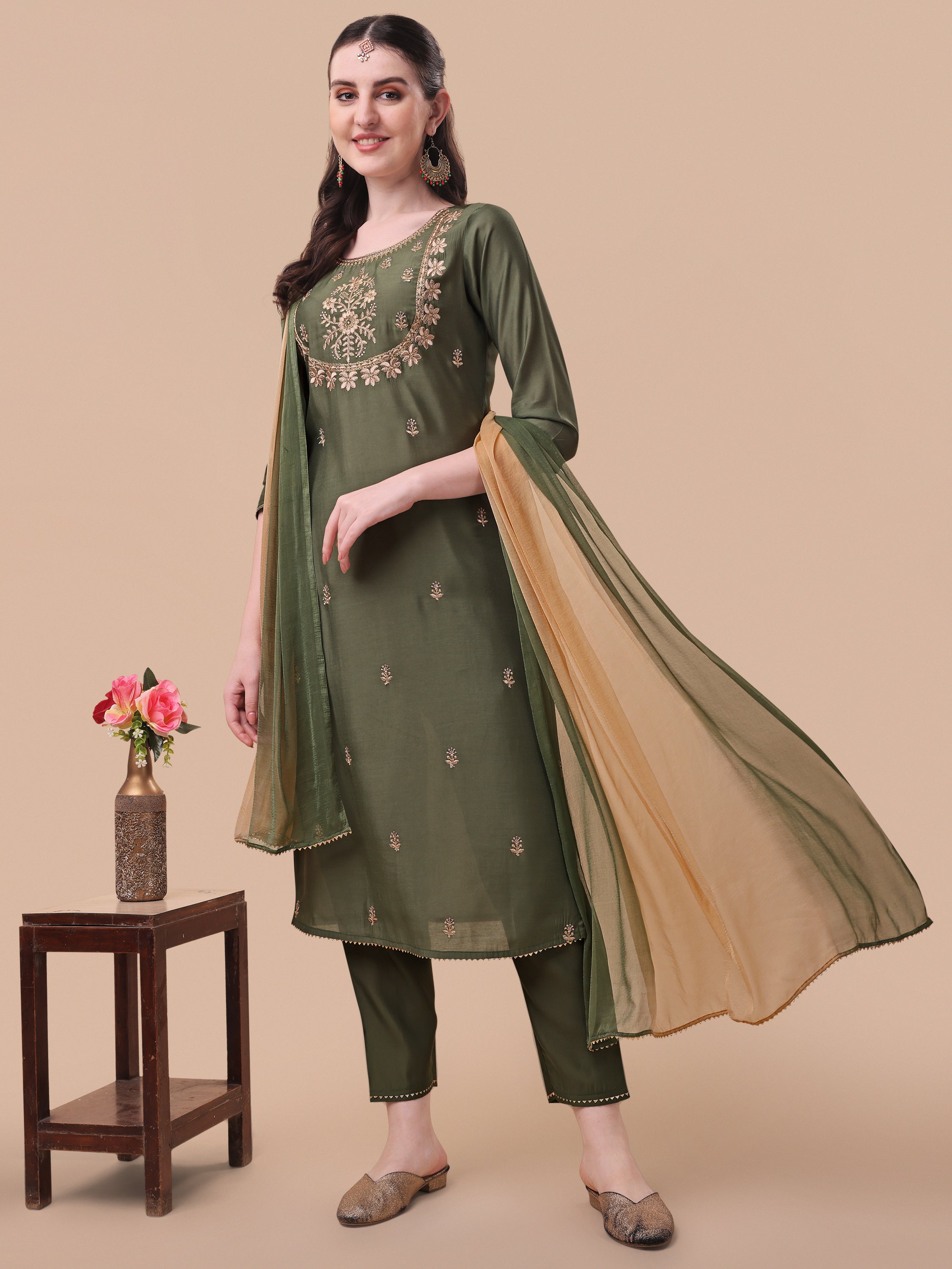 Embroidered kurta with pant and dupatta set