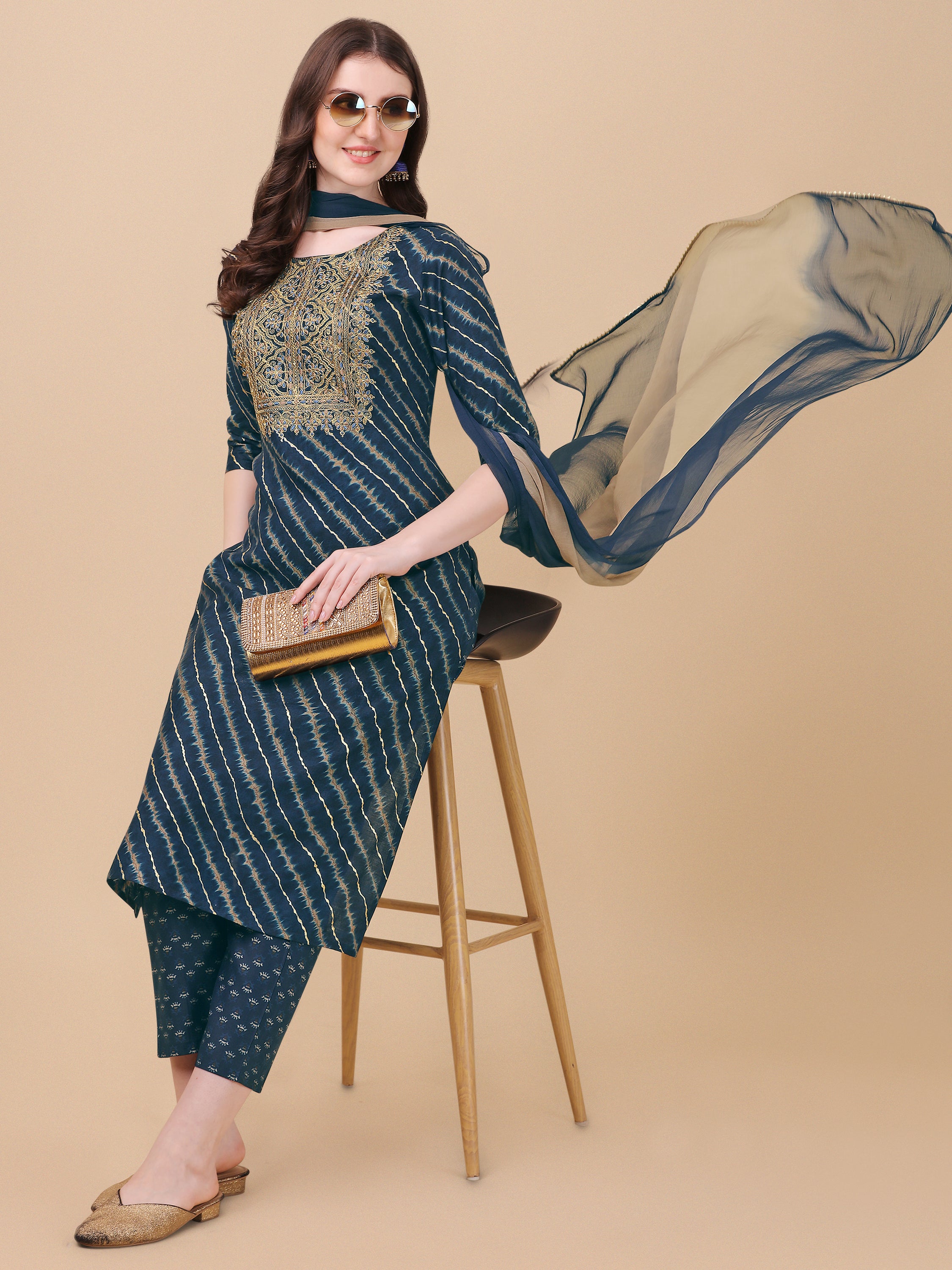 Leheriya Printed & Embroidered kurta with pant & dupatta set