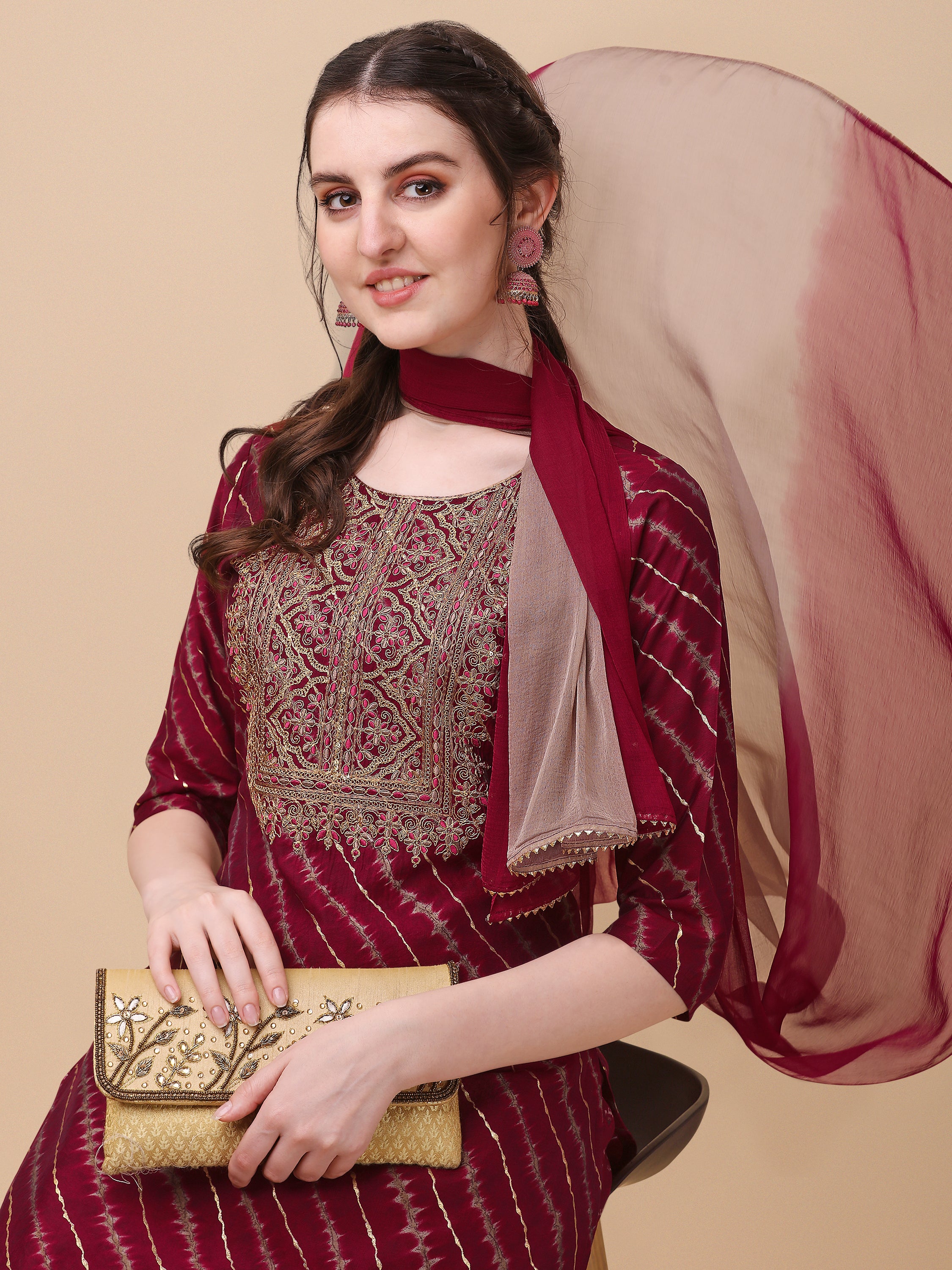 Leheriya Printed & Embroidered kurta with pant & dupatta set