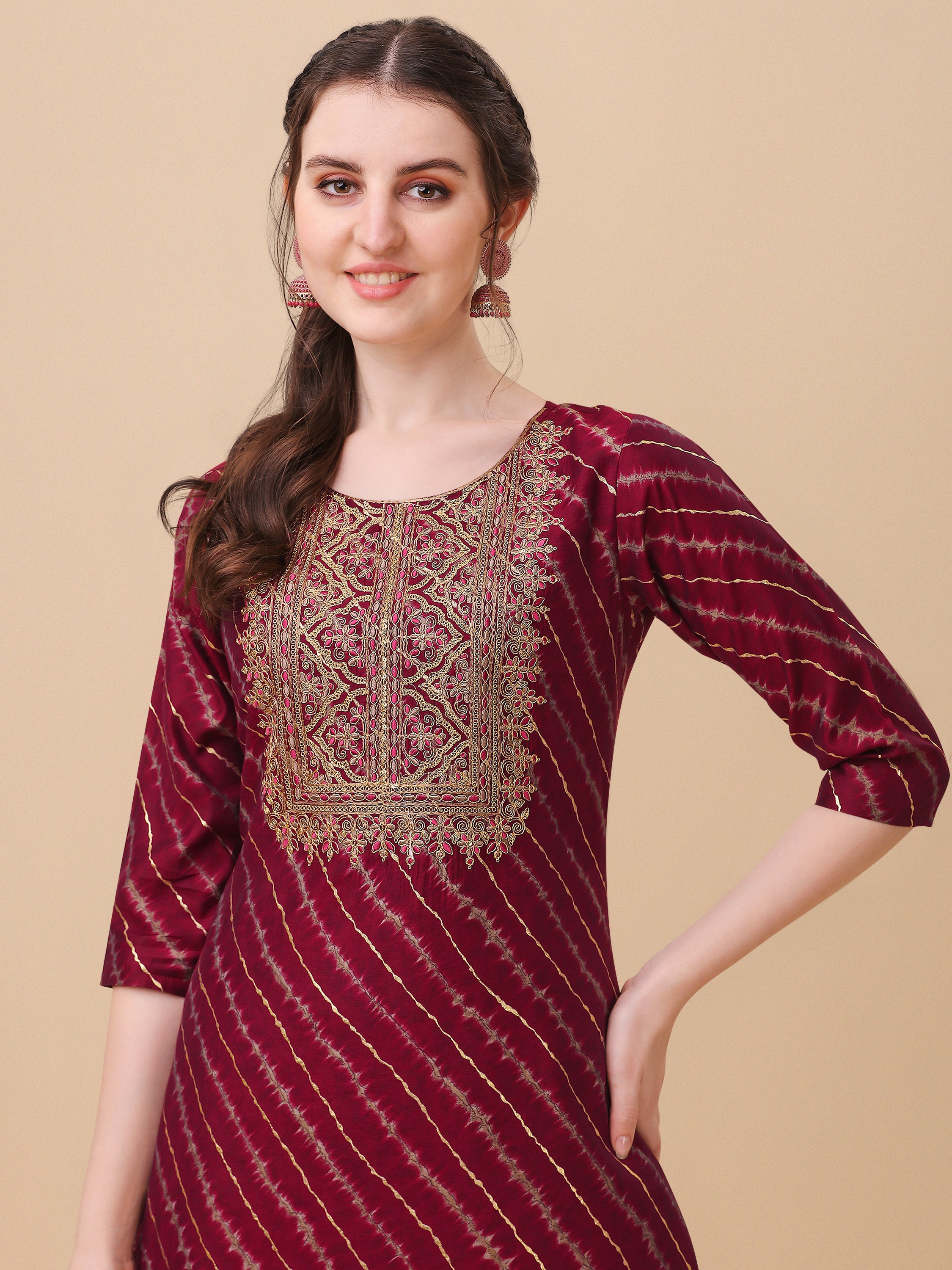 Leheriya Printed & Embroidered kurta with pant & dupatta set