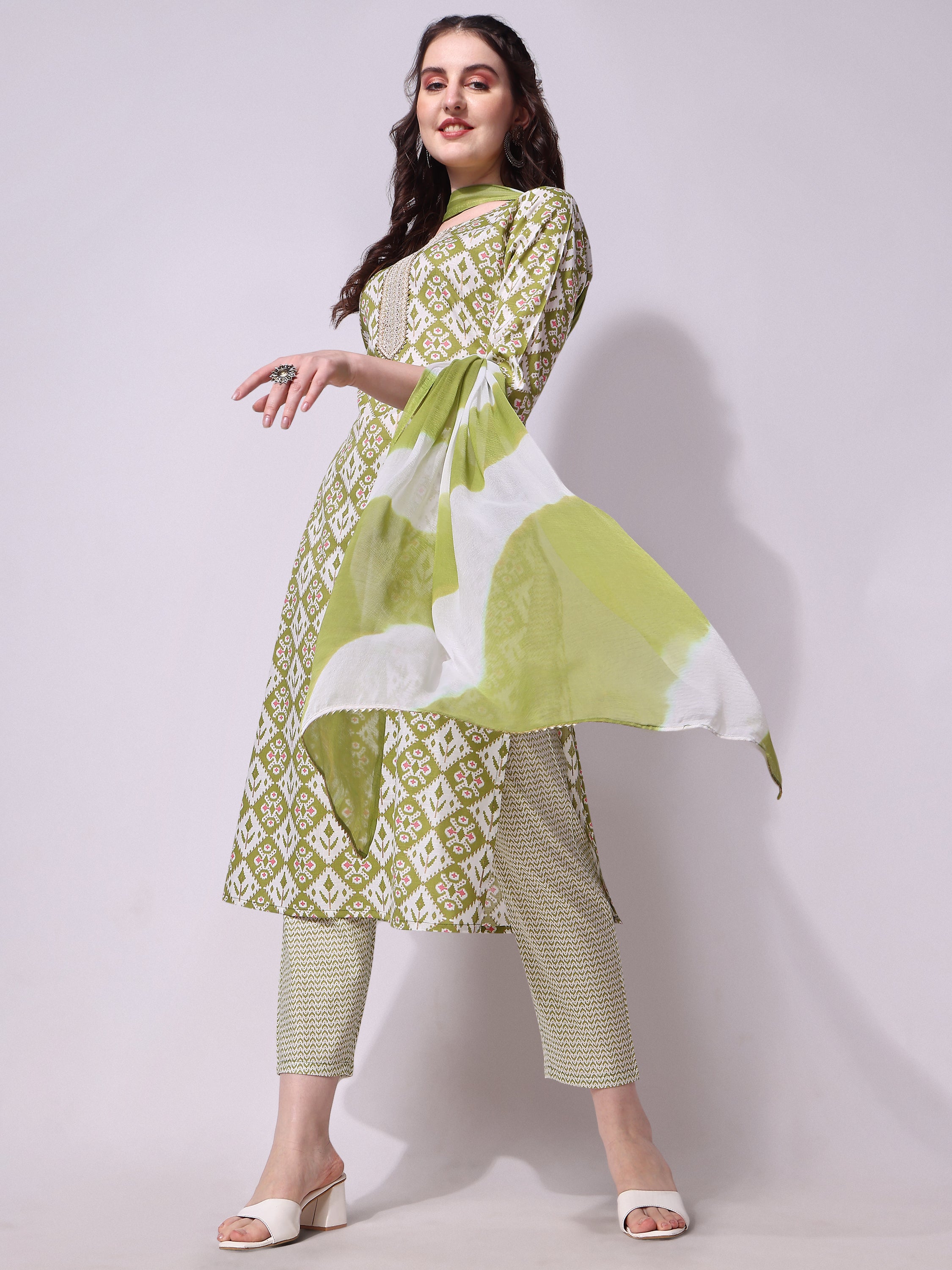 Cotton Green printed kurta with pant & dupatta Set