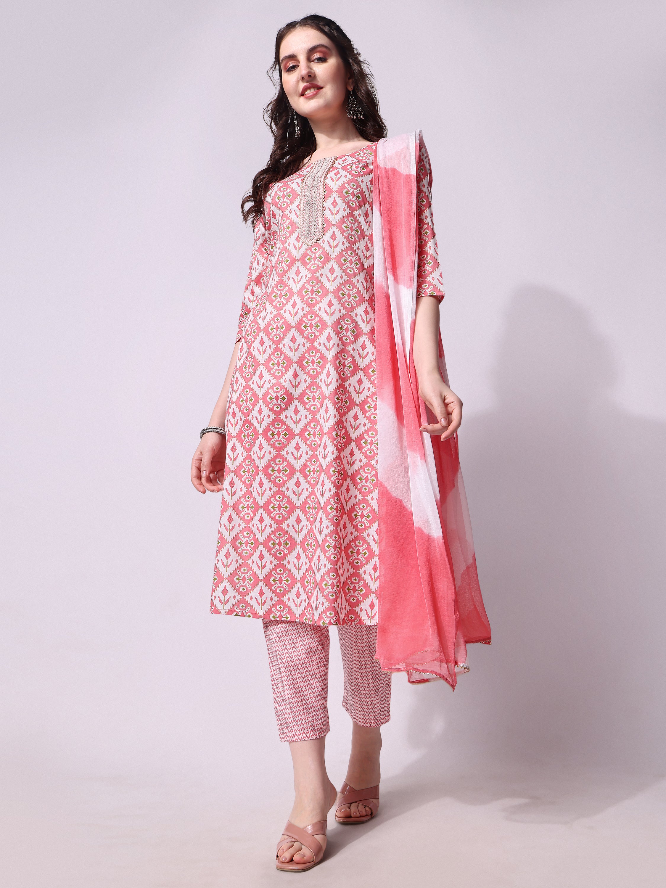 Printed kurta with pant & printed dupatta Set