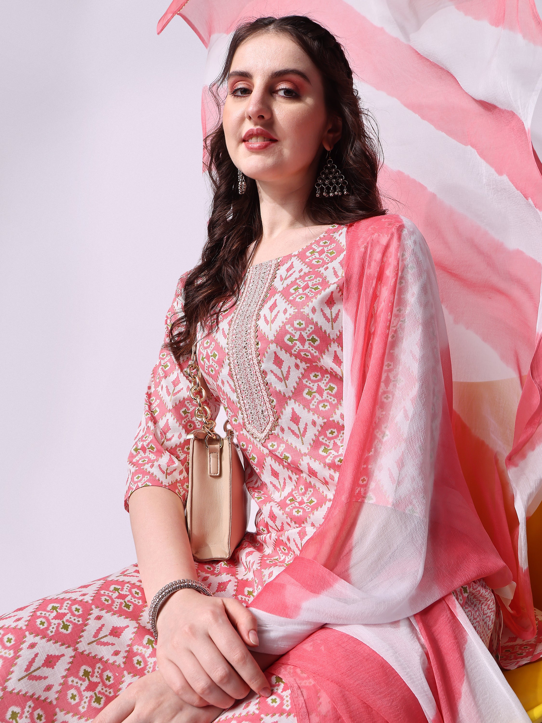 Printed kurta with pant & printed dupatta Set