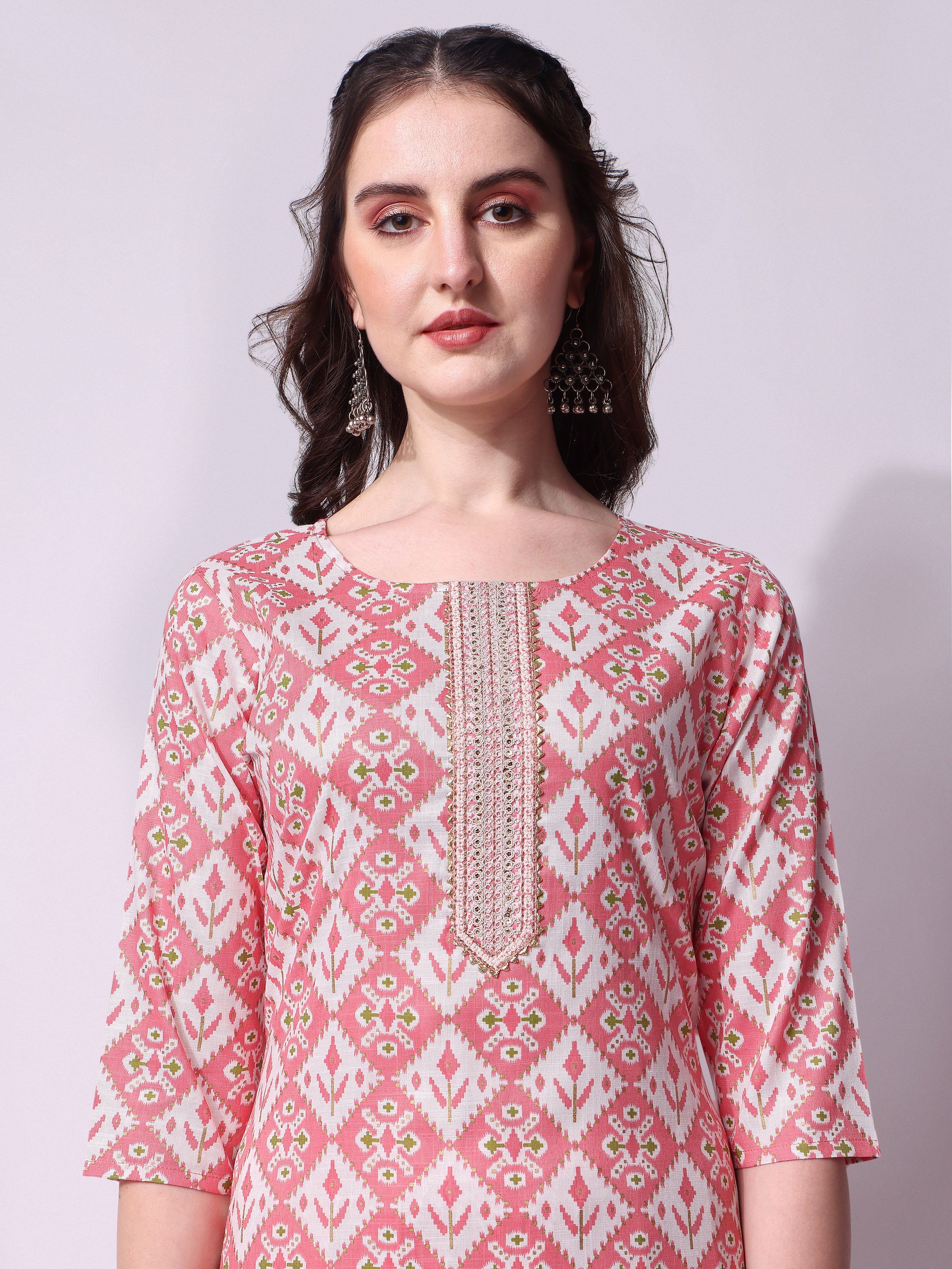 Printed kurta with pant & printed dupatta Set