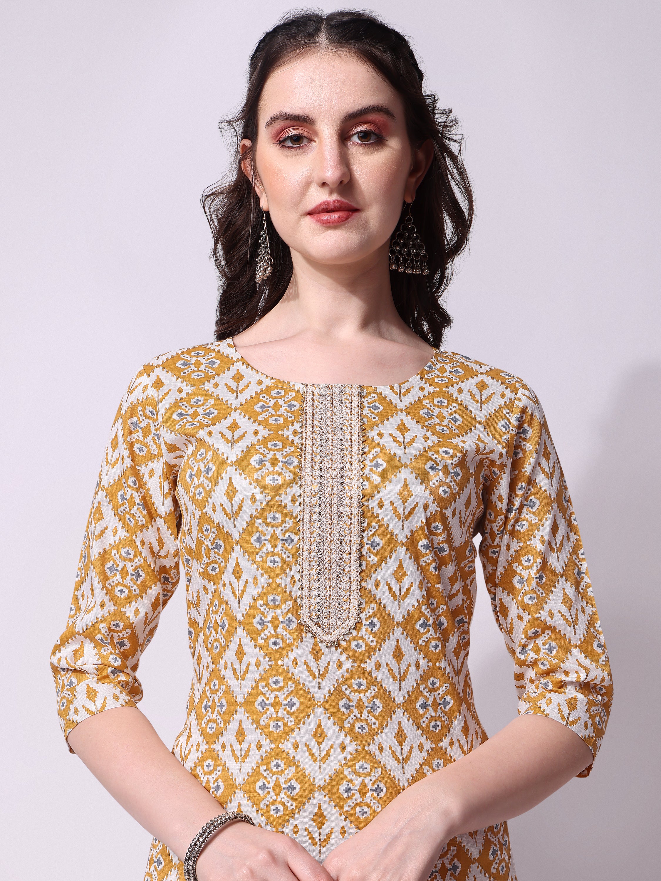 Printed kurta with pant & printed dupatta Set