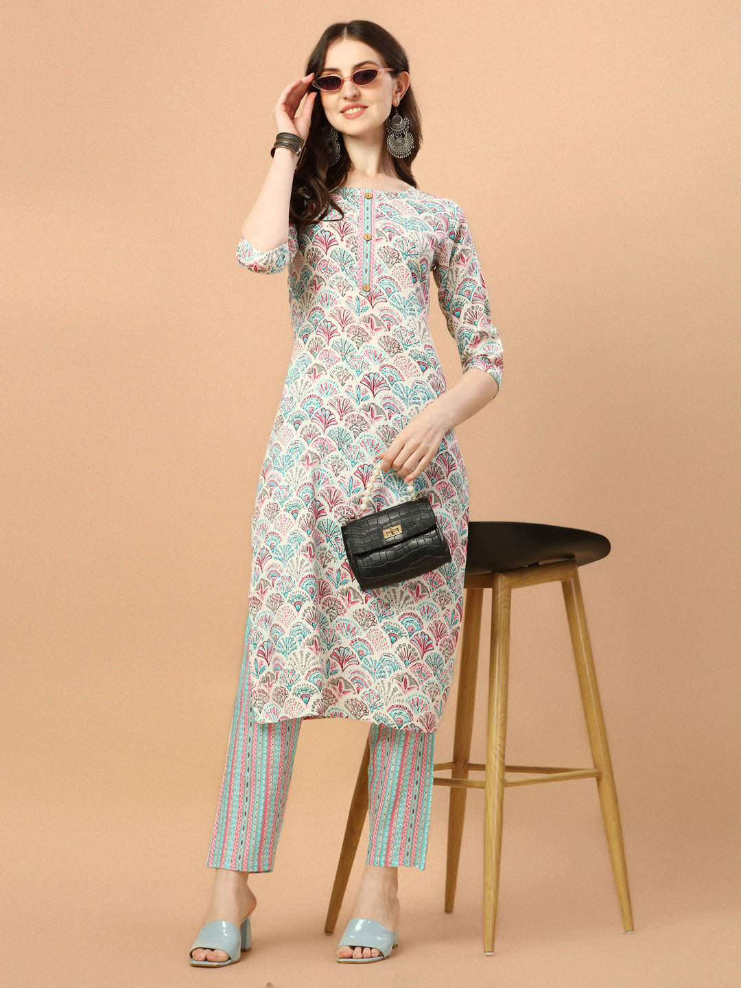 Leaf printed Casual Wear Cotton Kurta with pant