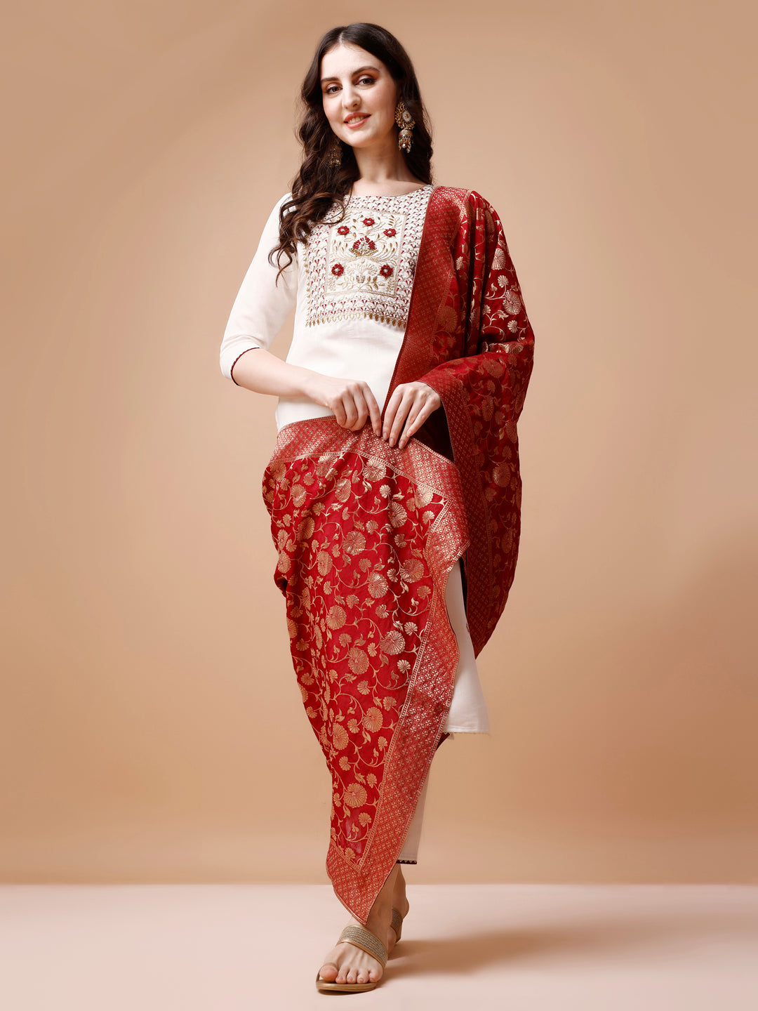 Hand Embroidered Kurta with pant & Banarasi Jacquard Dupatta