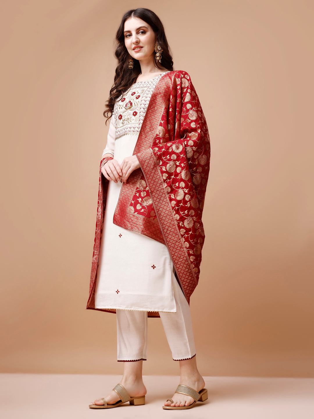 Hand Embroidered Kurta with pant & Banarasi Jacquard Dupatta