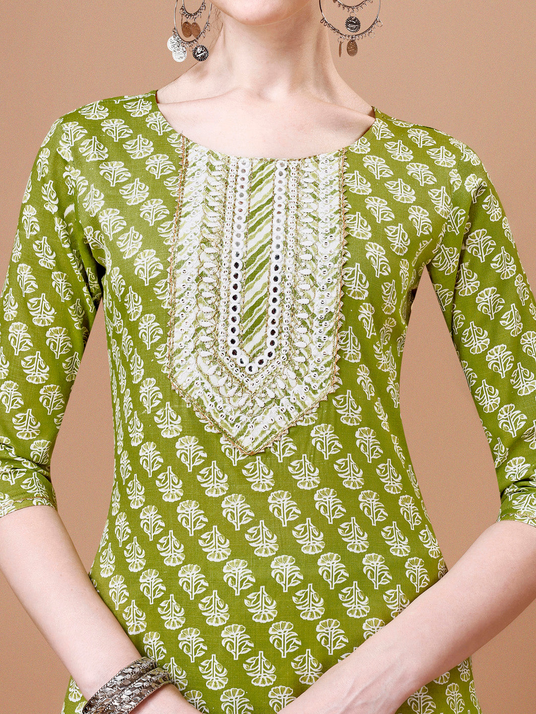 Embroidered & Floral Printed kurta with pant & dupatta