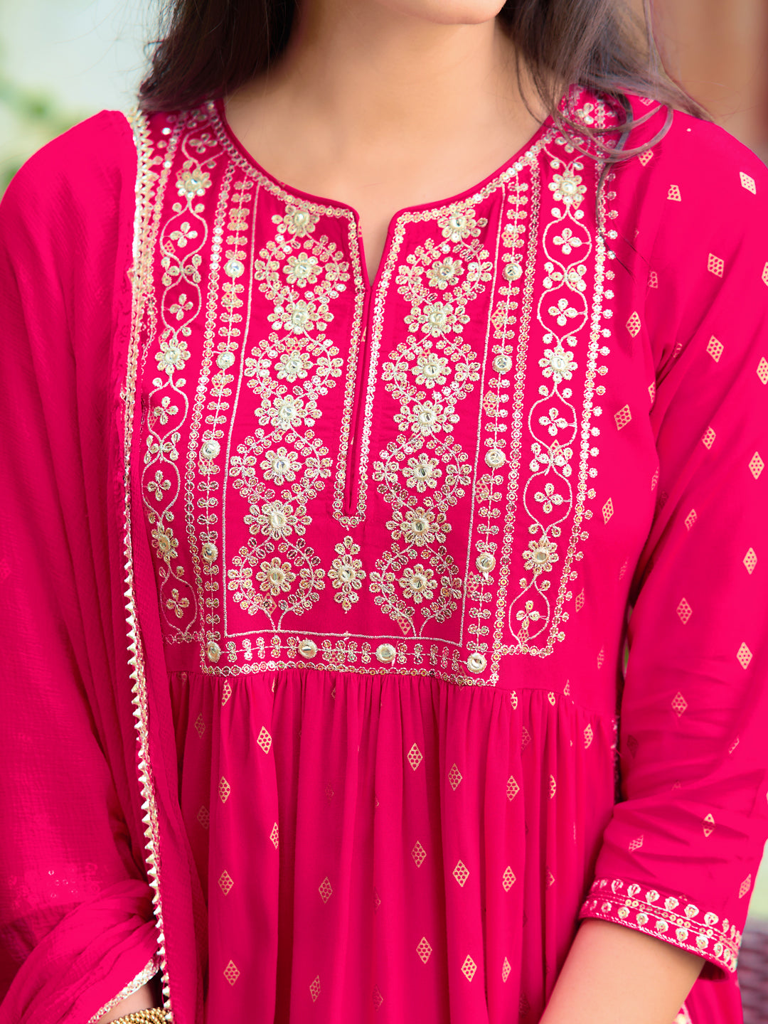 Nyra Cut Embroidered kurta With Pant & Dupatta