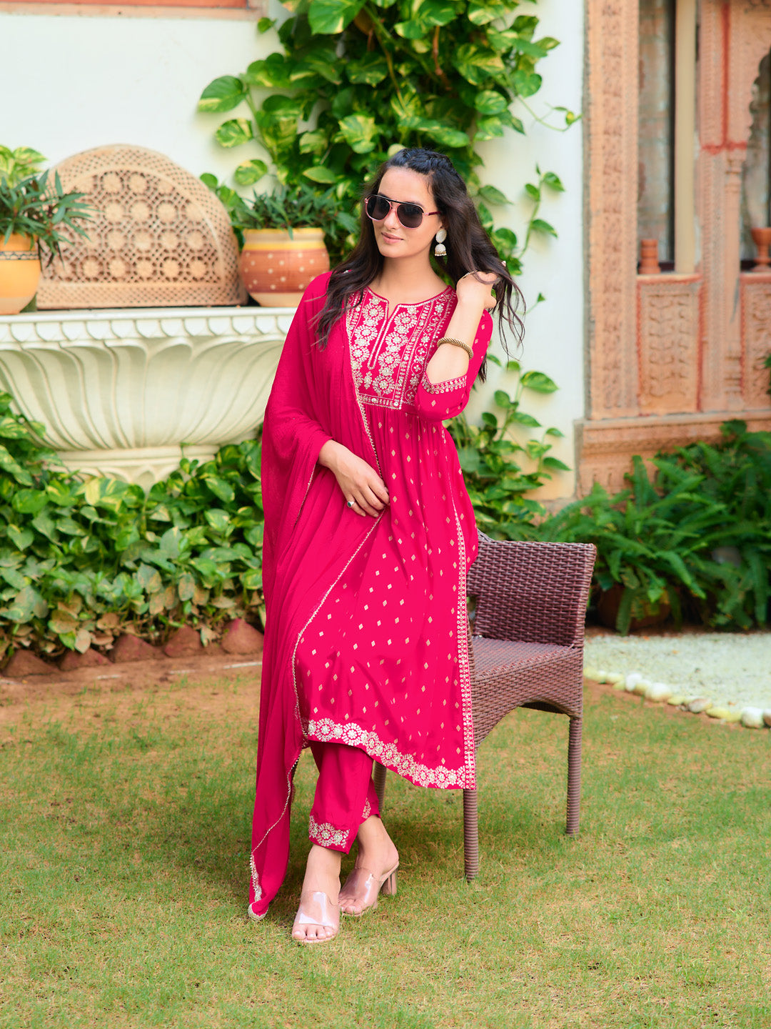 Nyra Cut Embroidered kurta With Pant & Dupatta