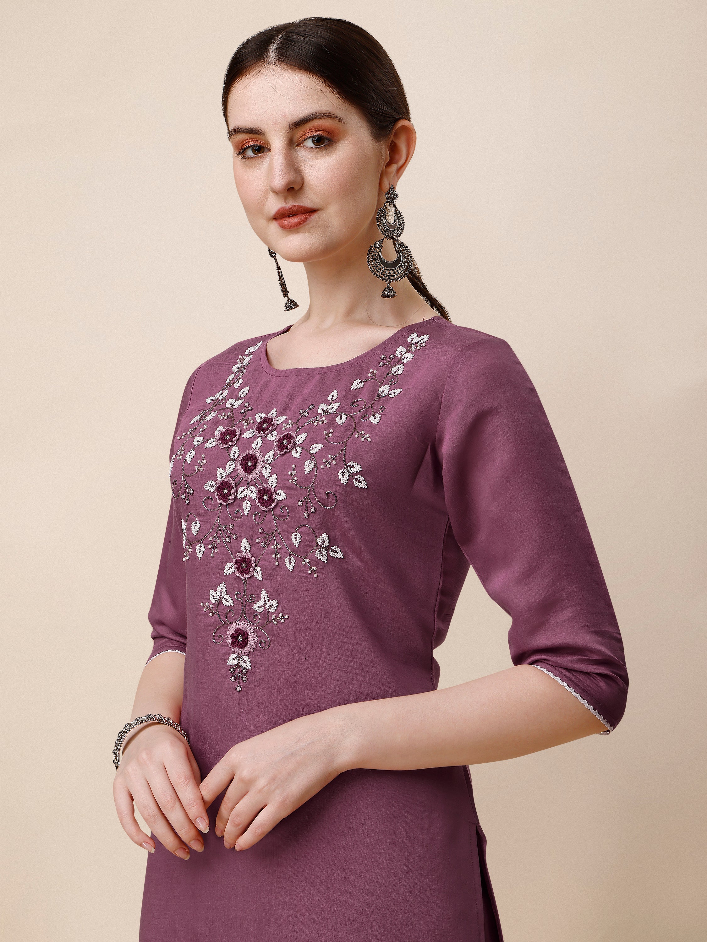 Hand Embroidered Chanderi Kurta with Pant and Dupatta Set