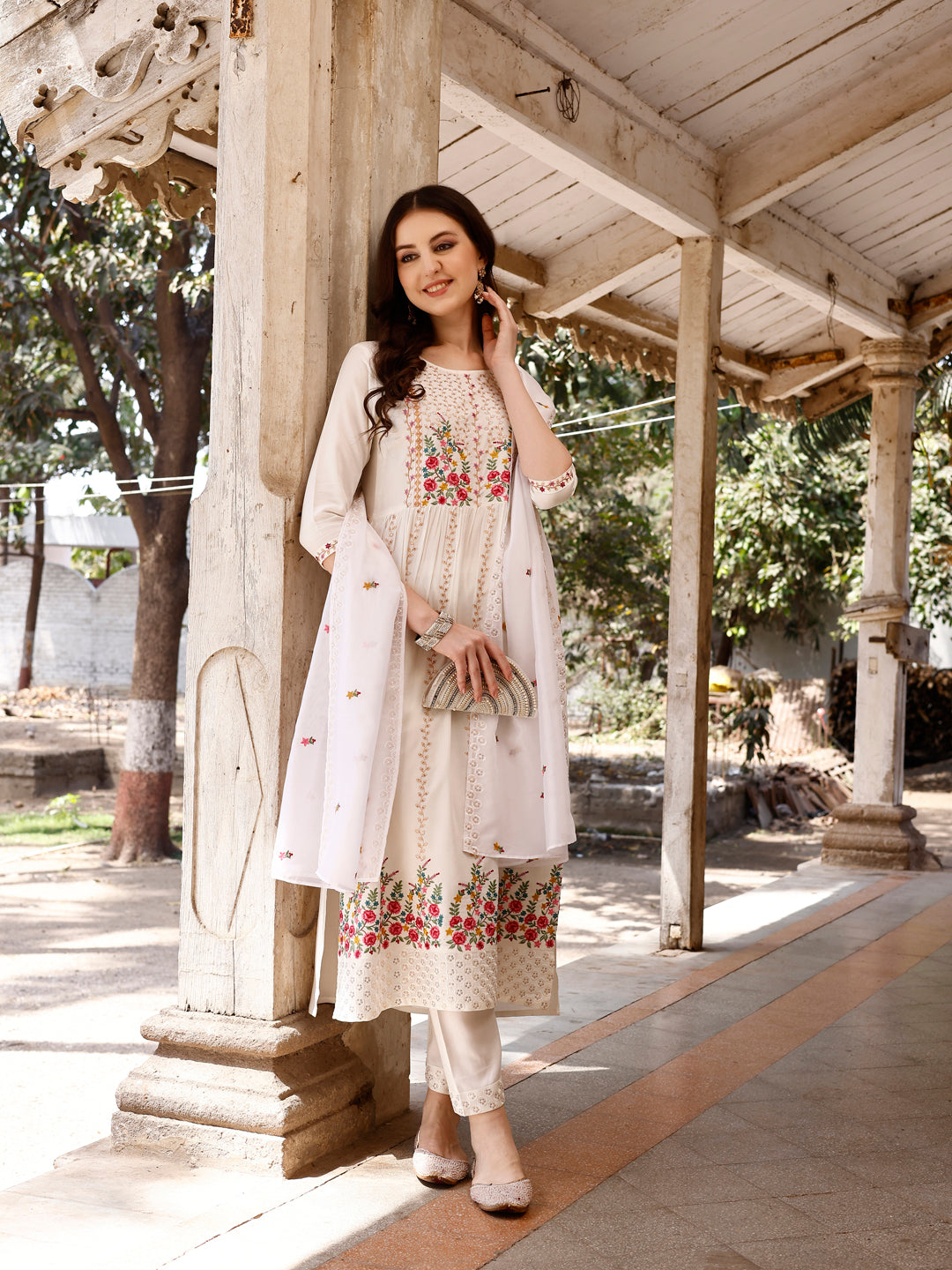 Nyra Cut Floral front Embroidered Kurta with pant & Organza Embroidered Dupatta Premium