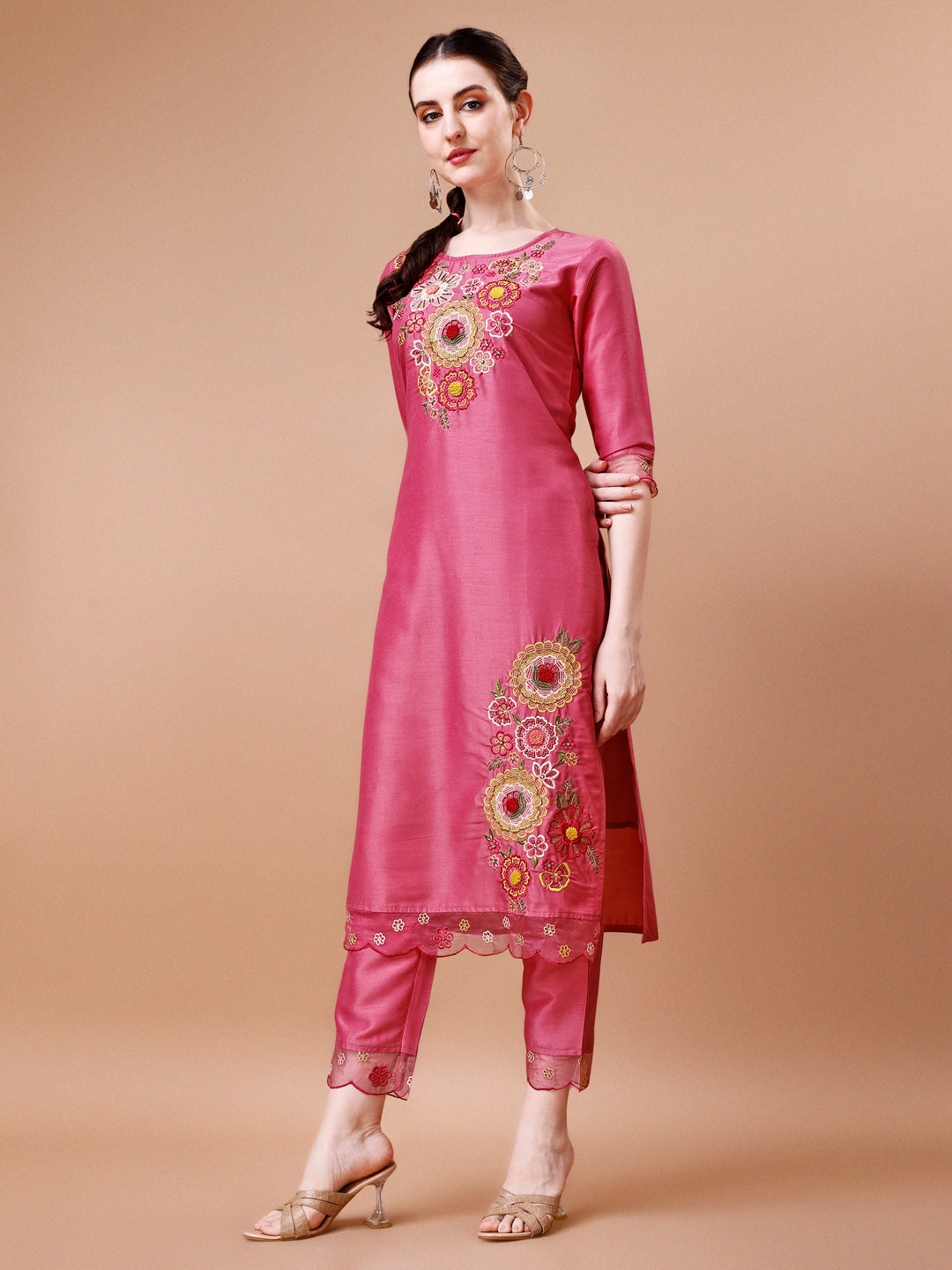 Hand Embroidered Kurta with pant & Embroidered Organza Dupatta Wholesale