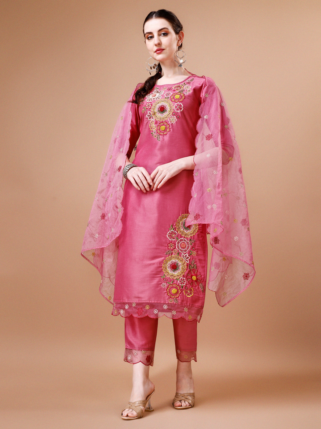 Hand Embroidered Kurta with pant & Embroidered Organza Dupatta Wholesale