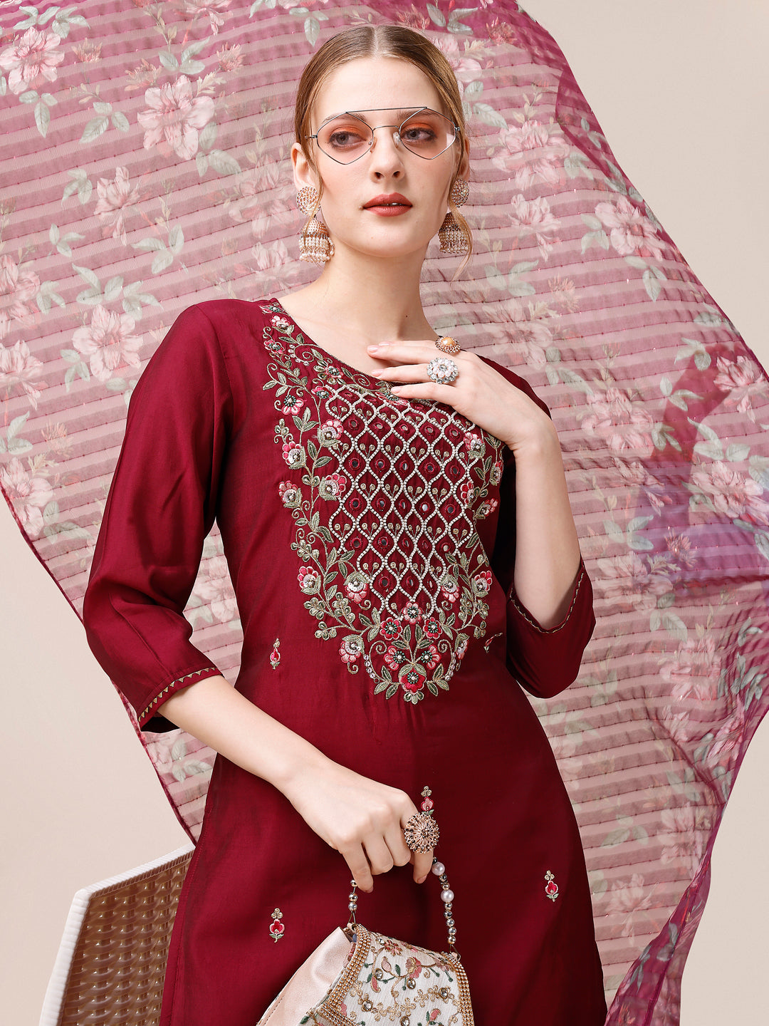 Mirror & Beads Hand Embroidered Kurta with pant & printed Organza Dupatta