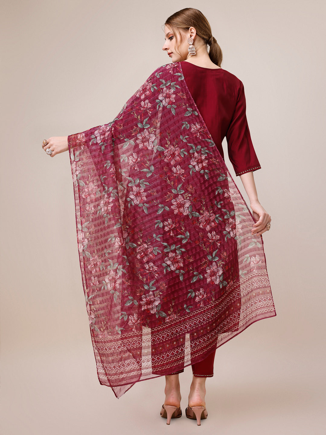 Mirror & Beads Hand Embroidered Kurta with pant & printed Organza Dupatta