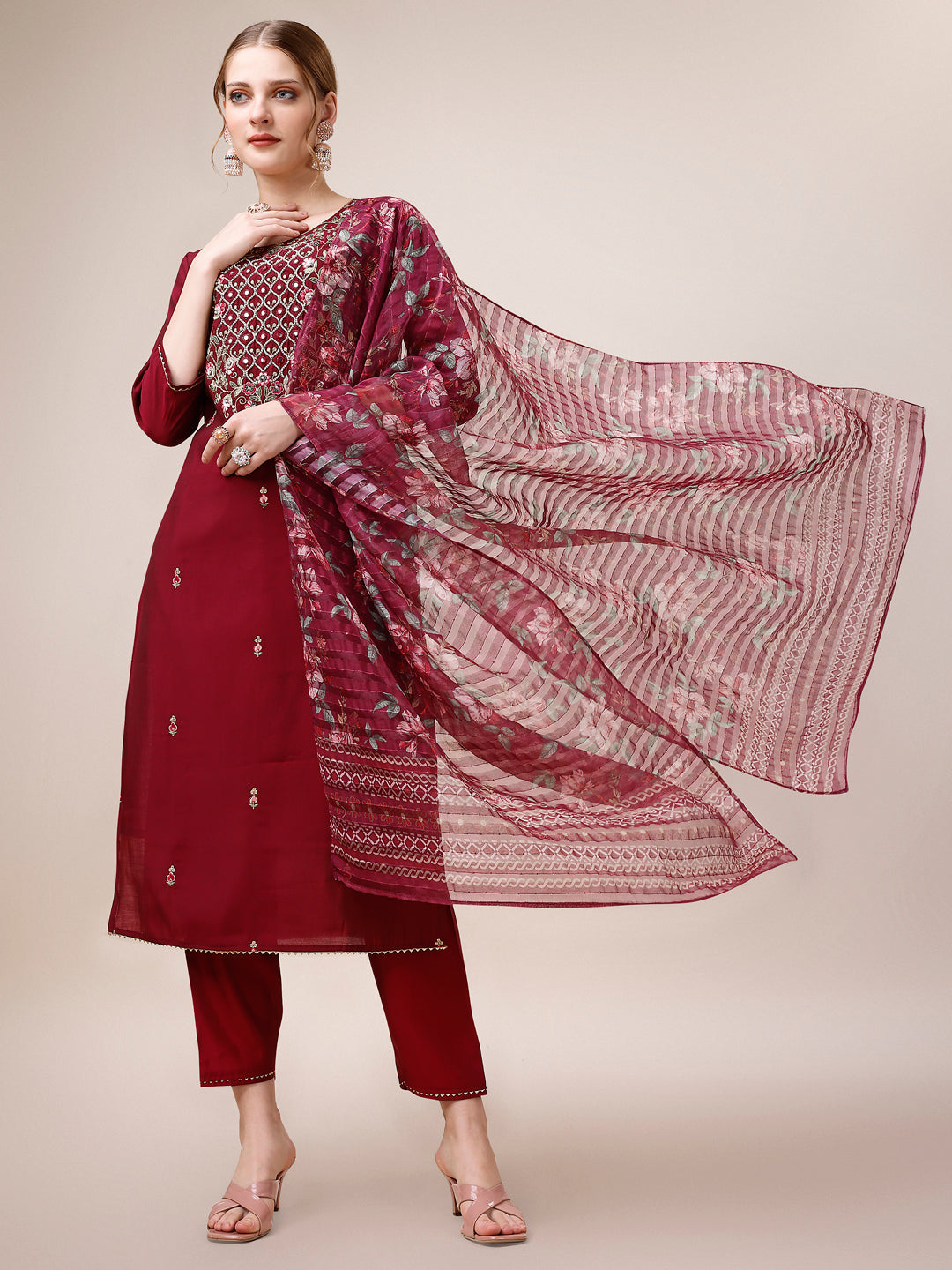 Mirror & Beads Hand Embroidered Kurta with pant & printed Organza Dupatta