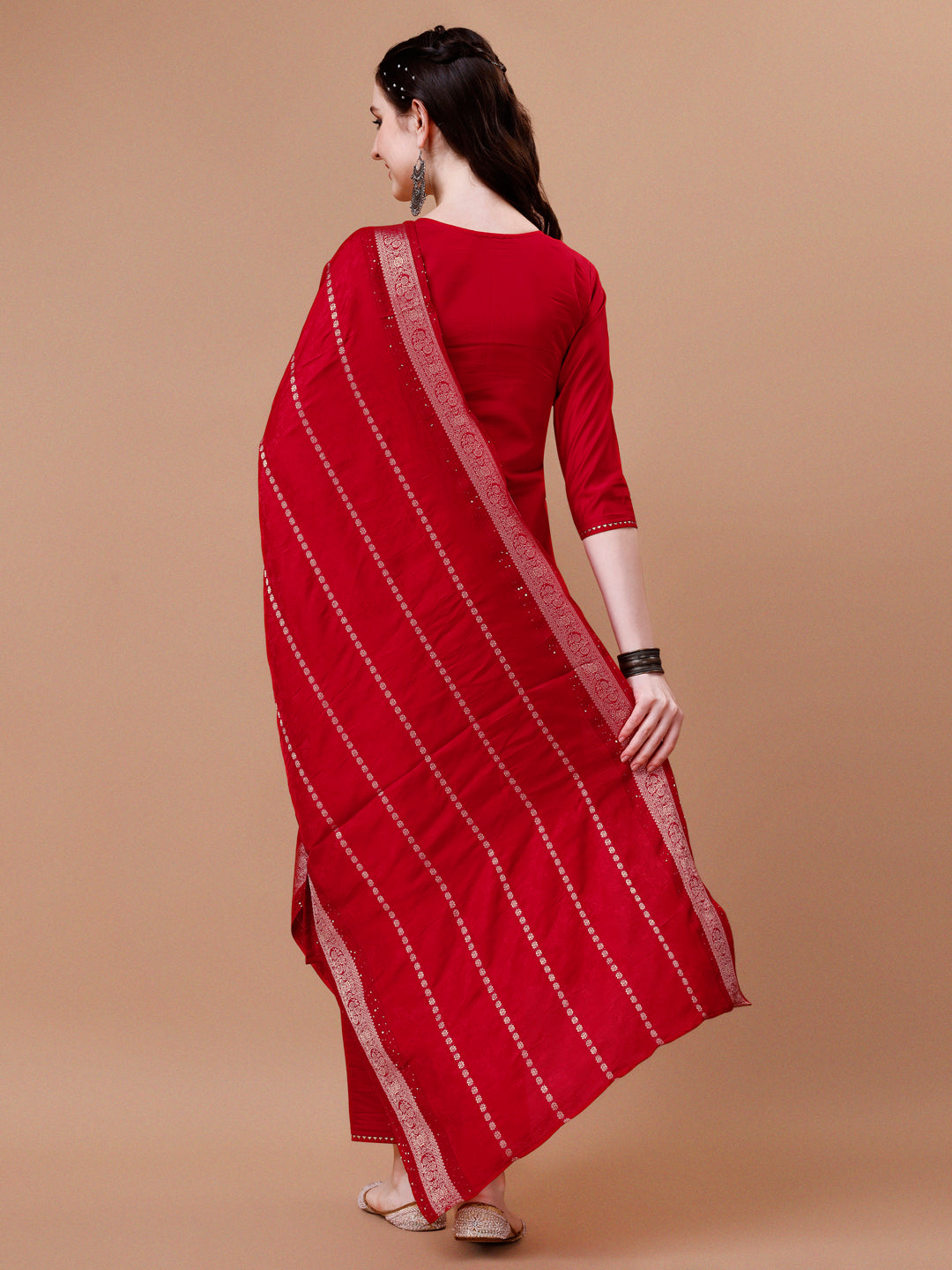 Hand embroidered Kurta with pant & dupatta