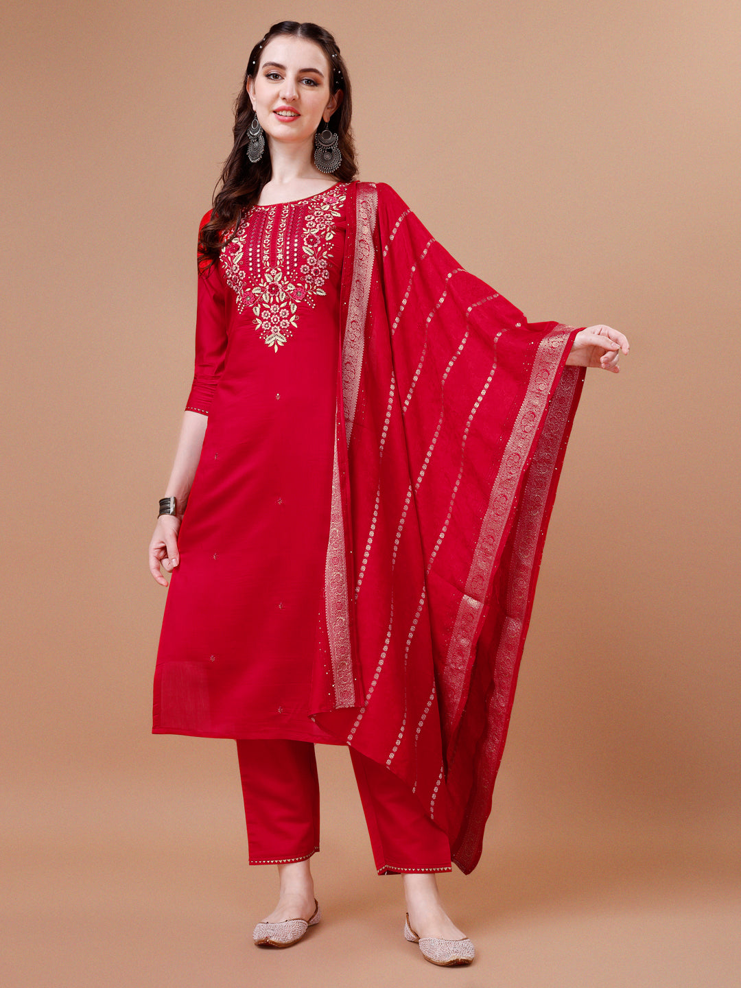 Hand embroidered Kurta with pant & dupatta