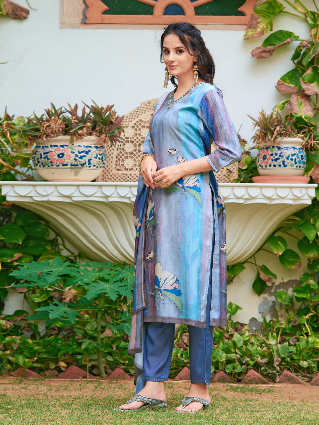 Hand Embroidered & Digital printed Silk kurta with pant &  Printed Dupatta