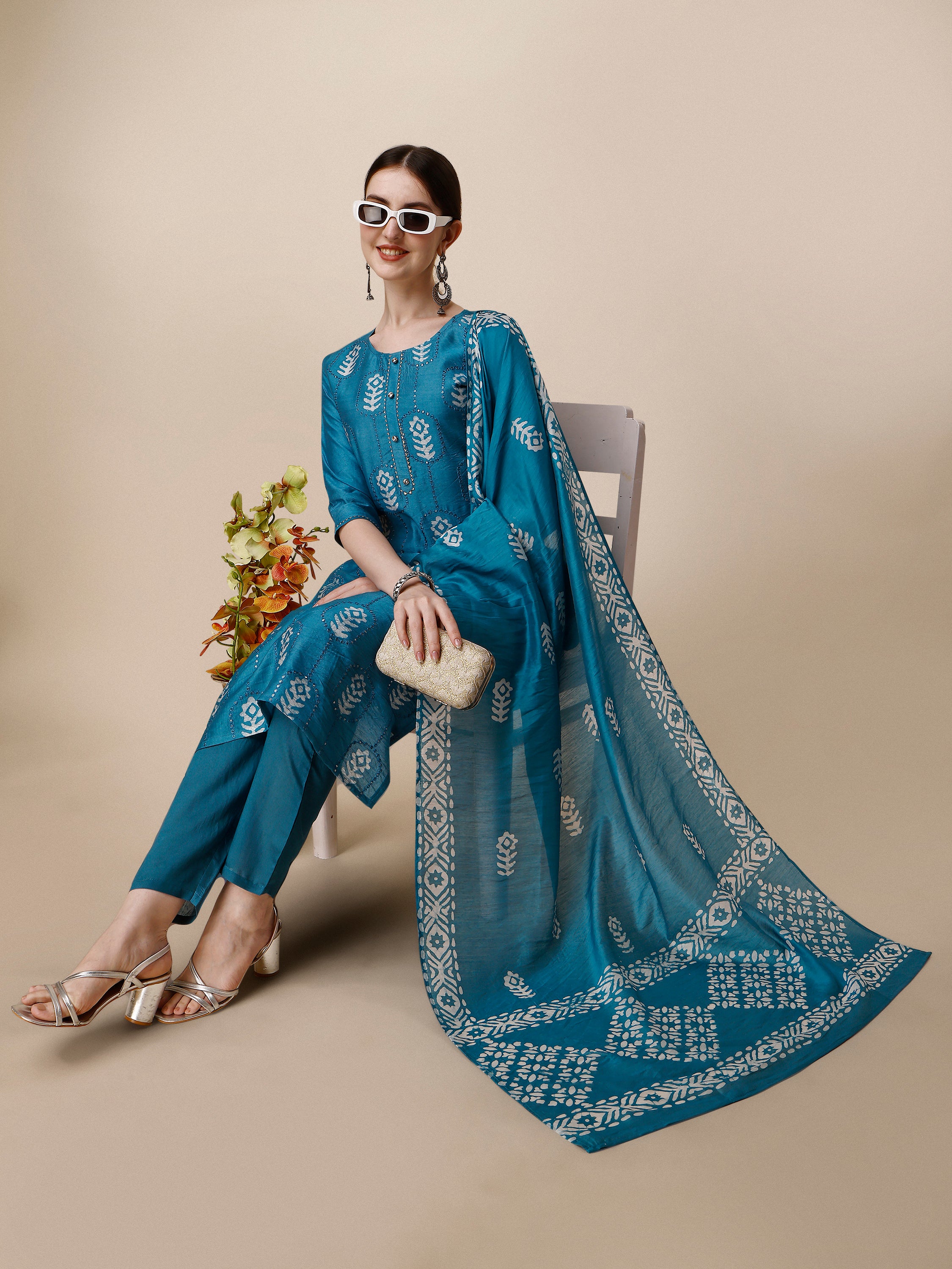 Printed & embroidered kurta with pant & dupatta Set