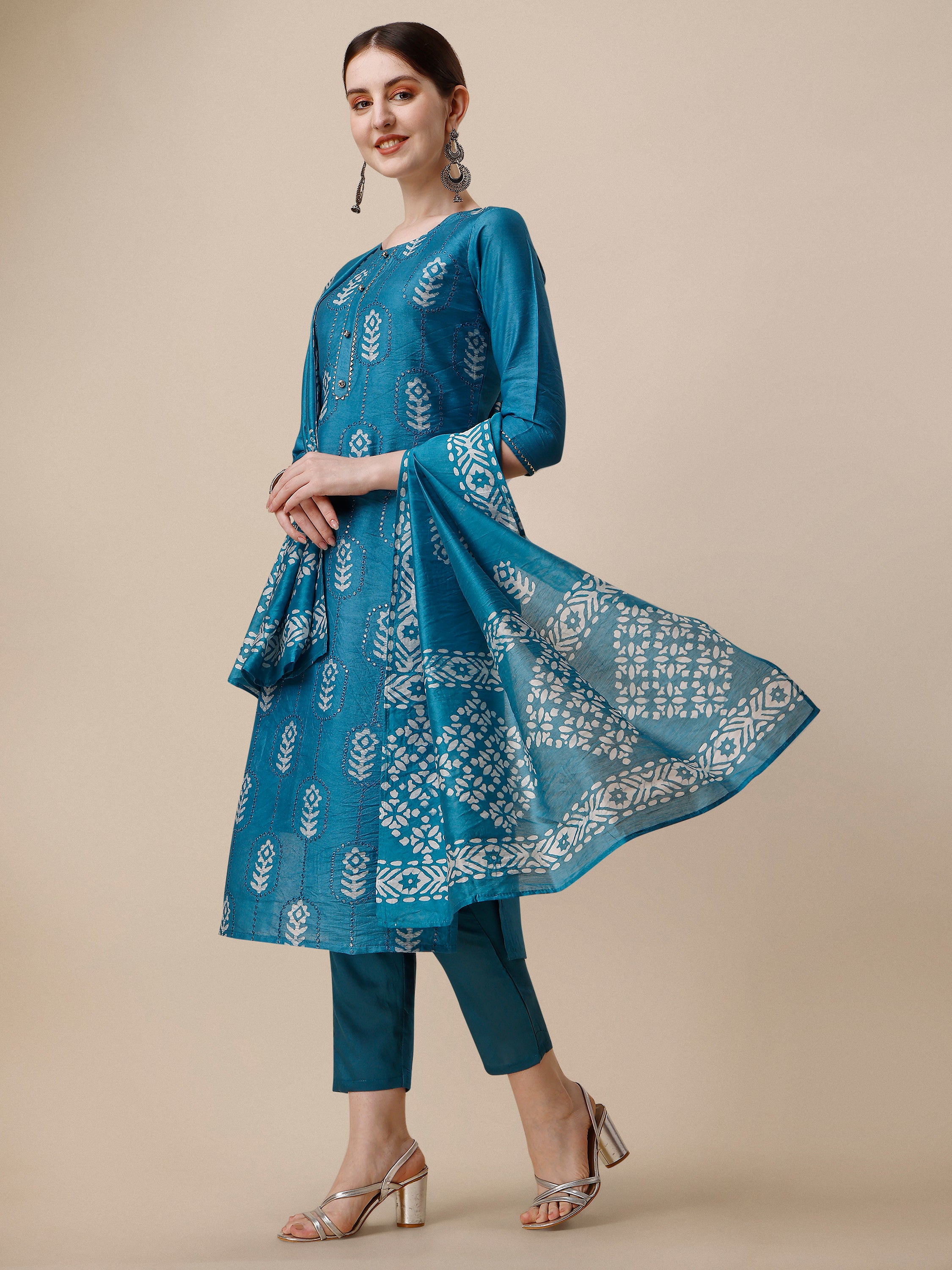 Printed & embroidered kurta with pant & dupatta Set