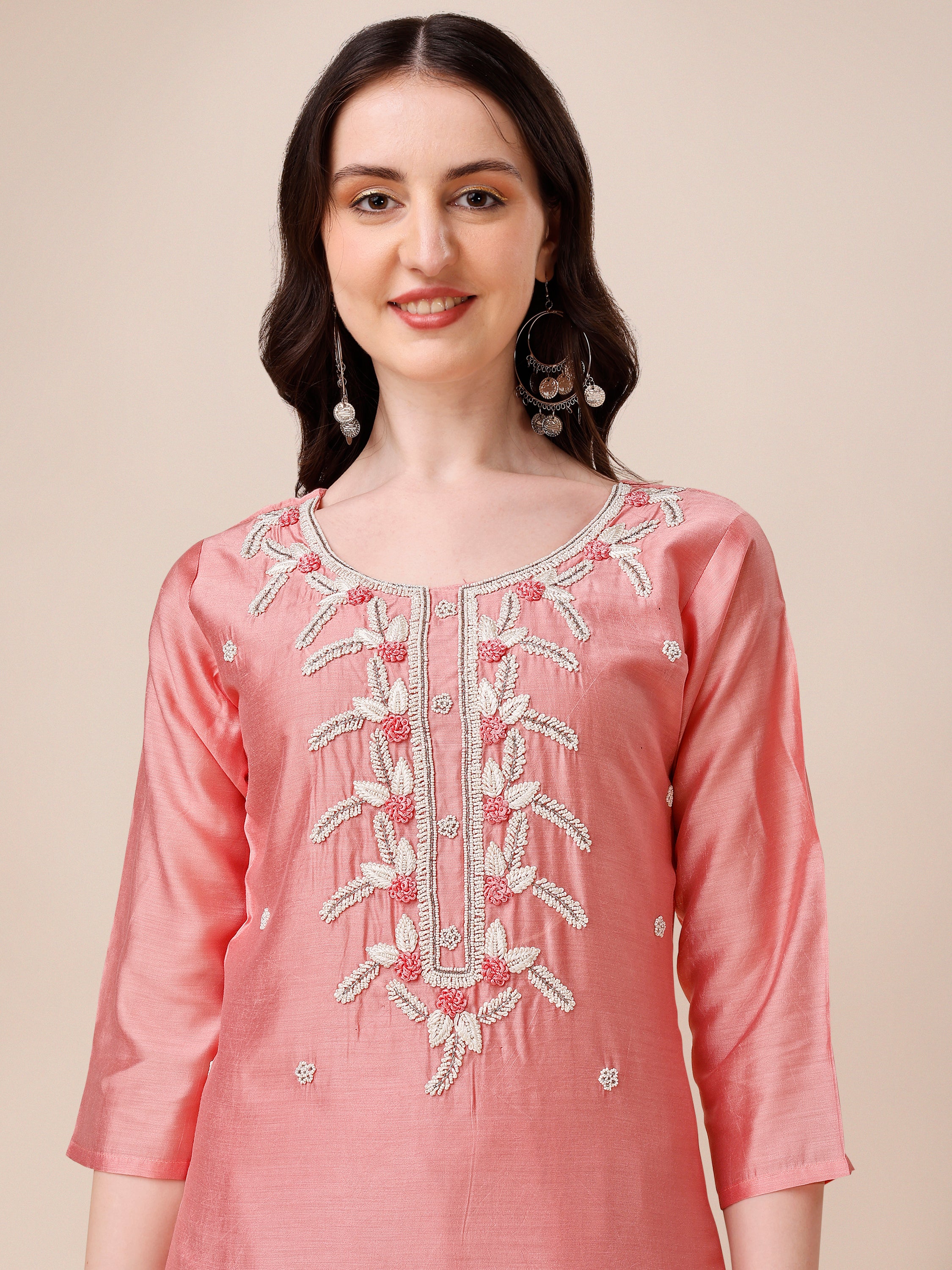 Hand Embroidered kurta with pant & Organza Dupatta