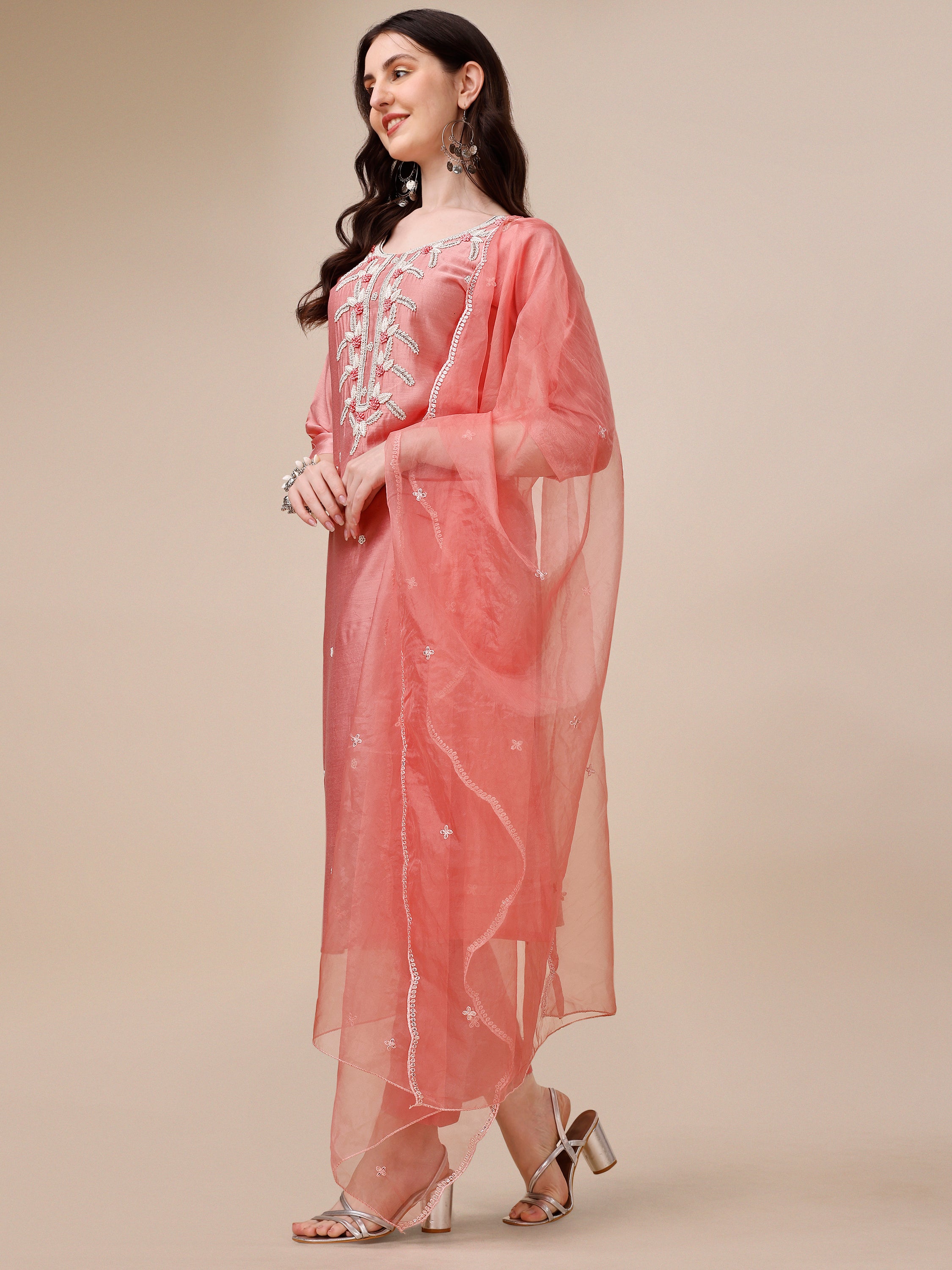 Hand Embroidered kurta with pant & Organza Dupatta