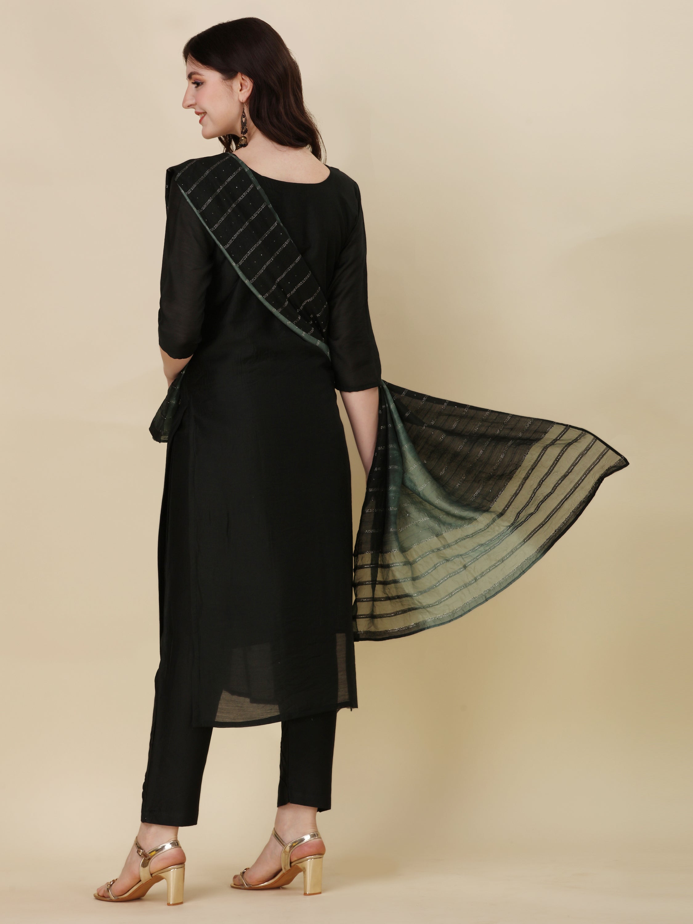 Embroidered Kurta With Pant And Dupatta Set