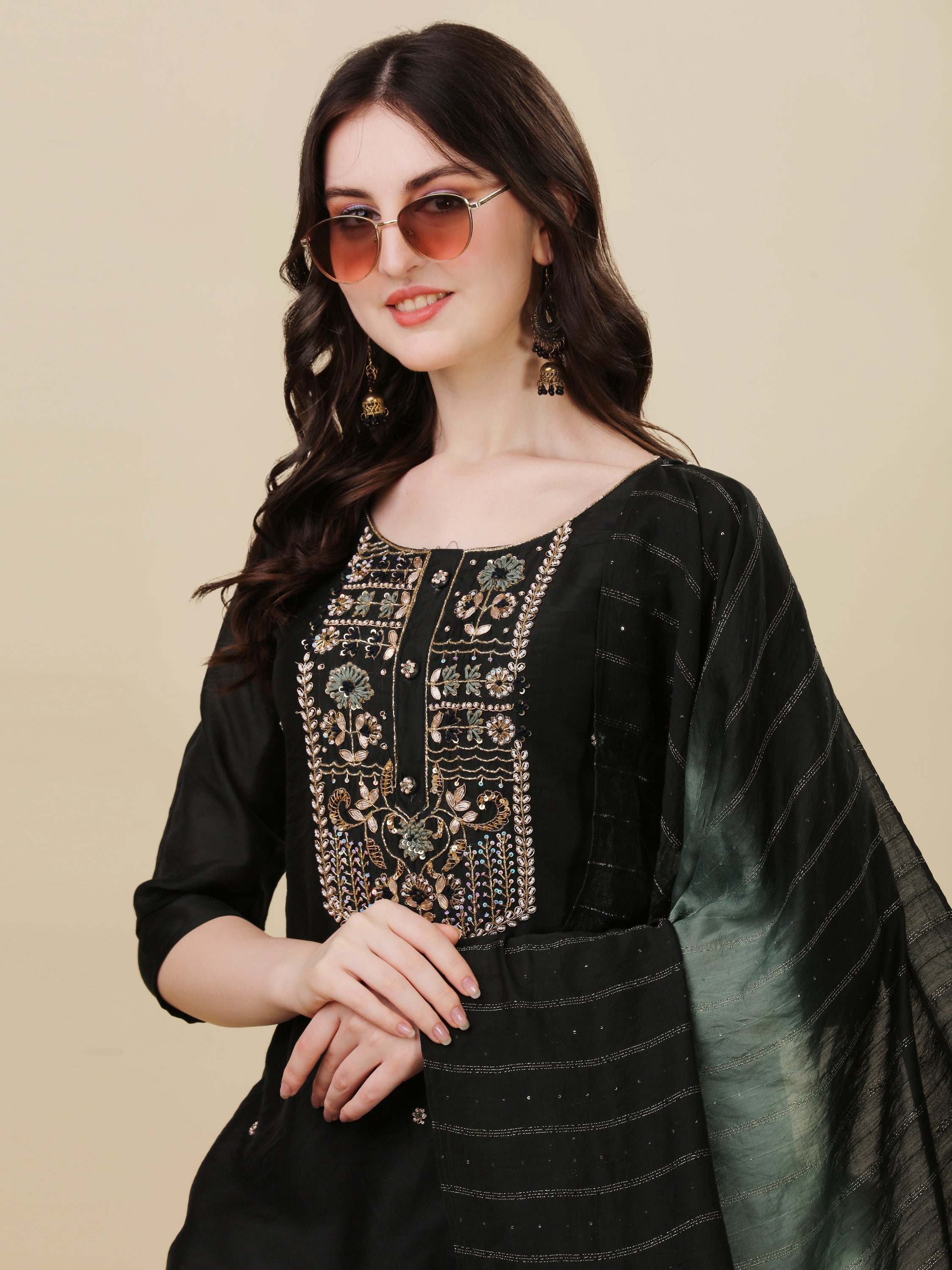 Embroidered Kurta With Pant And Dupatta Set