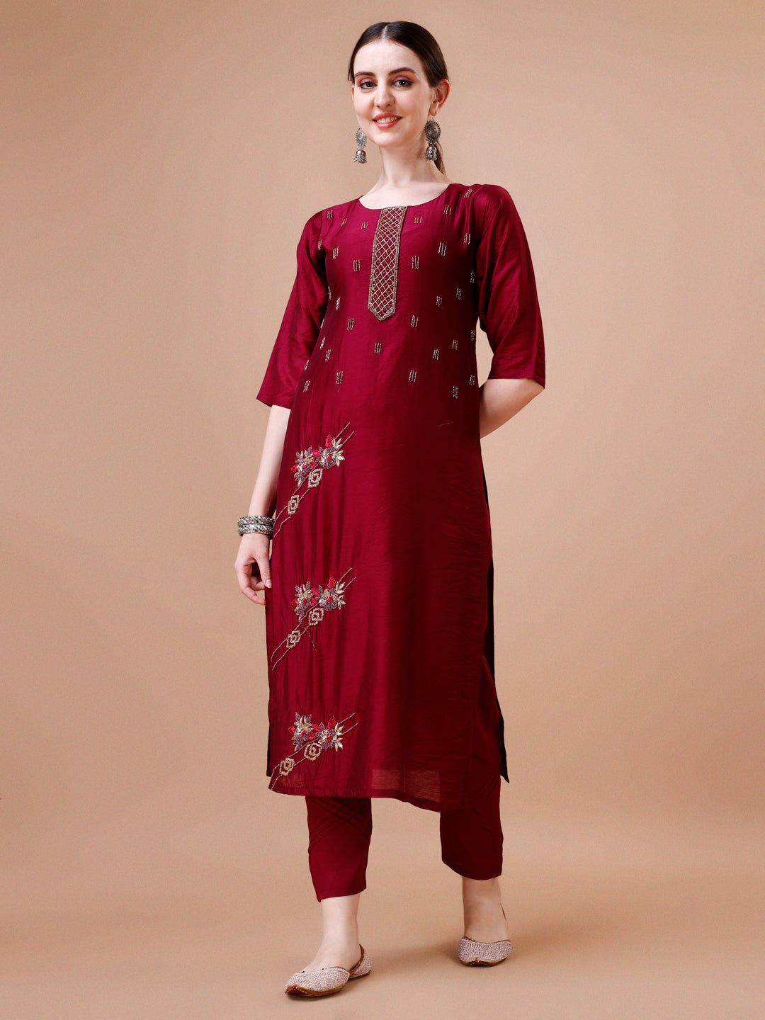 Placement Hand Embroidered Kurta with pant & Dupatta set