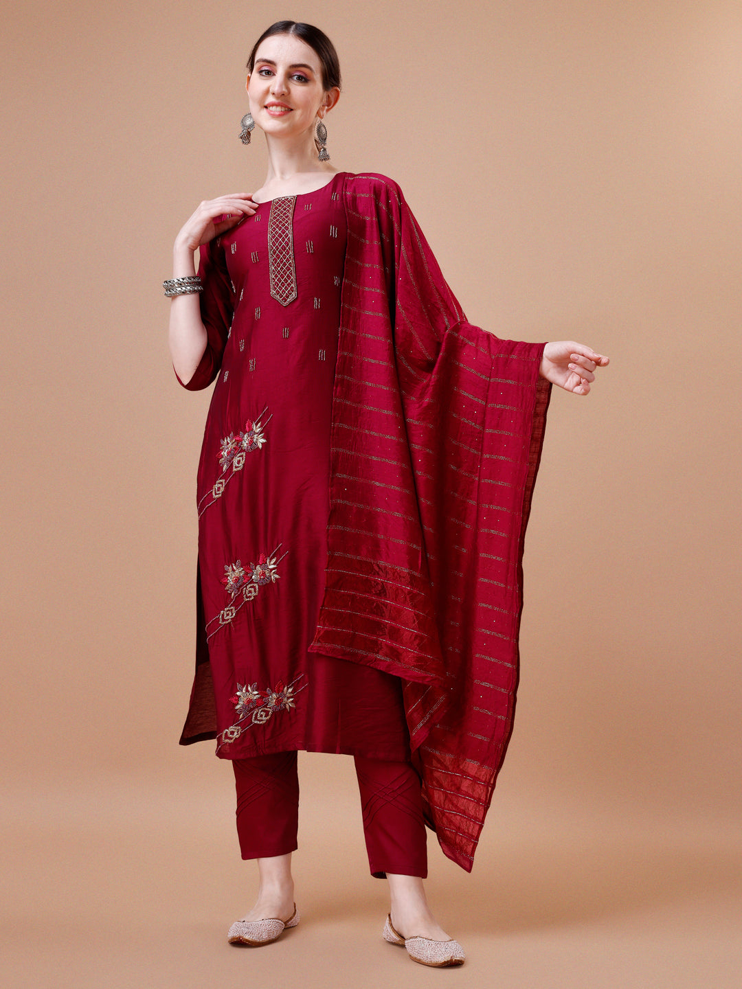 Placement Hand Embroidered Kurta with pant & Dupatta set