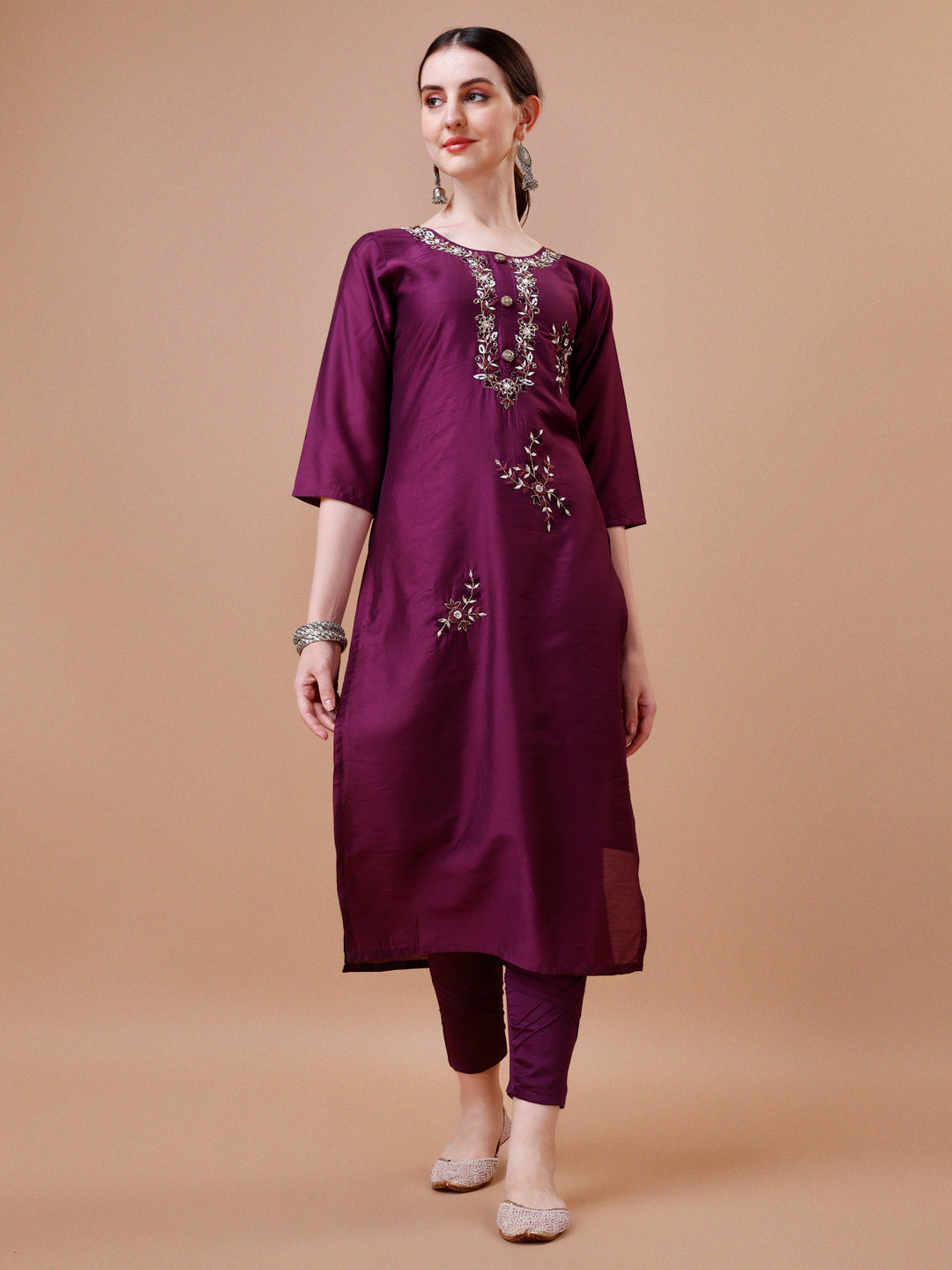 Placement Hand Embroidered Kurta with pant & Dupatta set