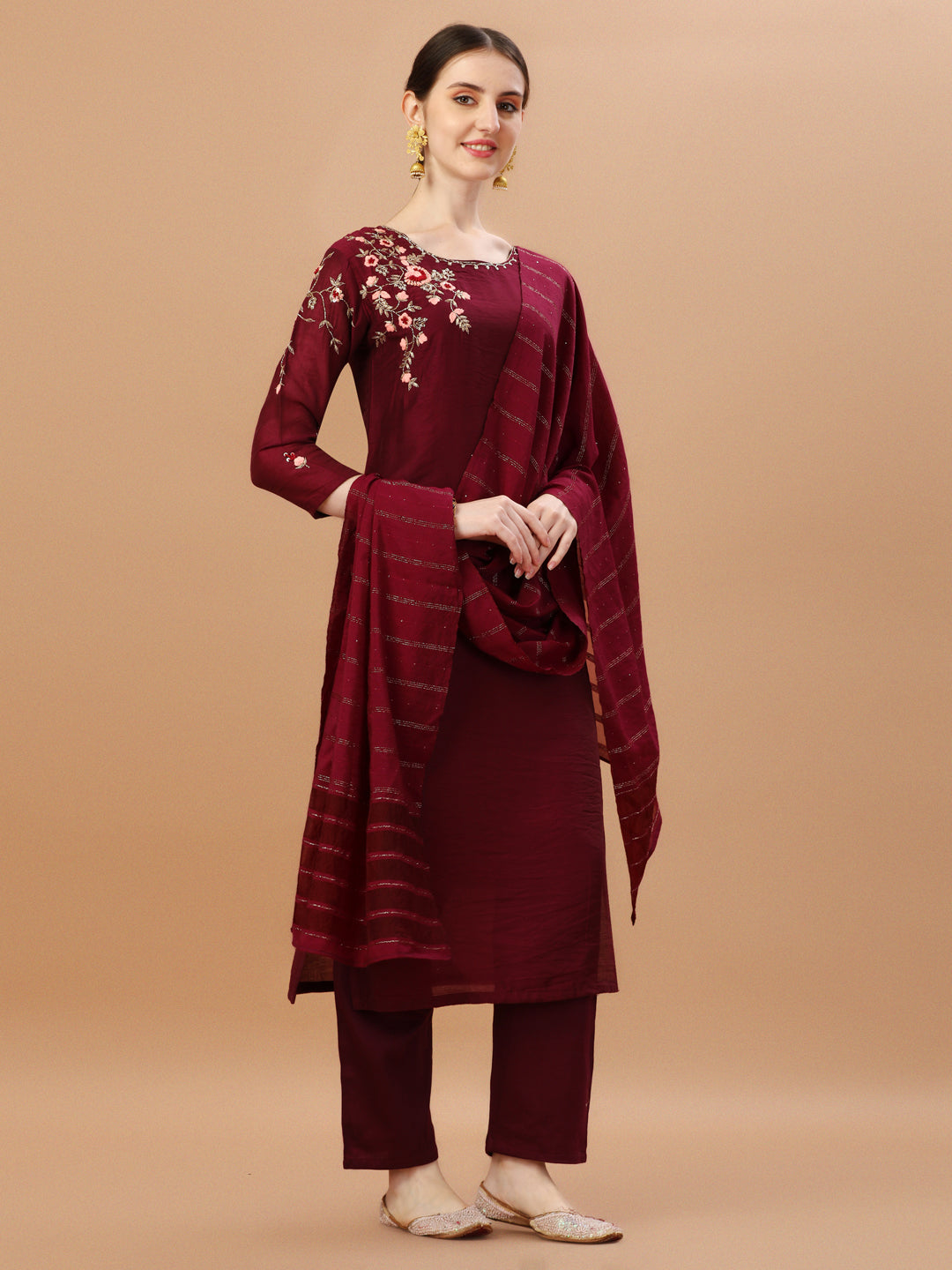 Placement Hand Embroidered Chanderi kurta with pant & Dupatta