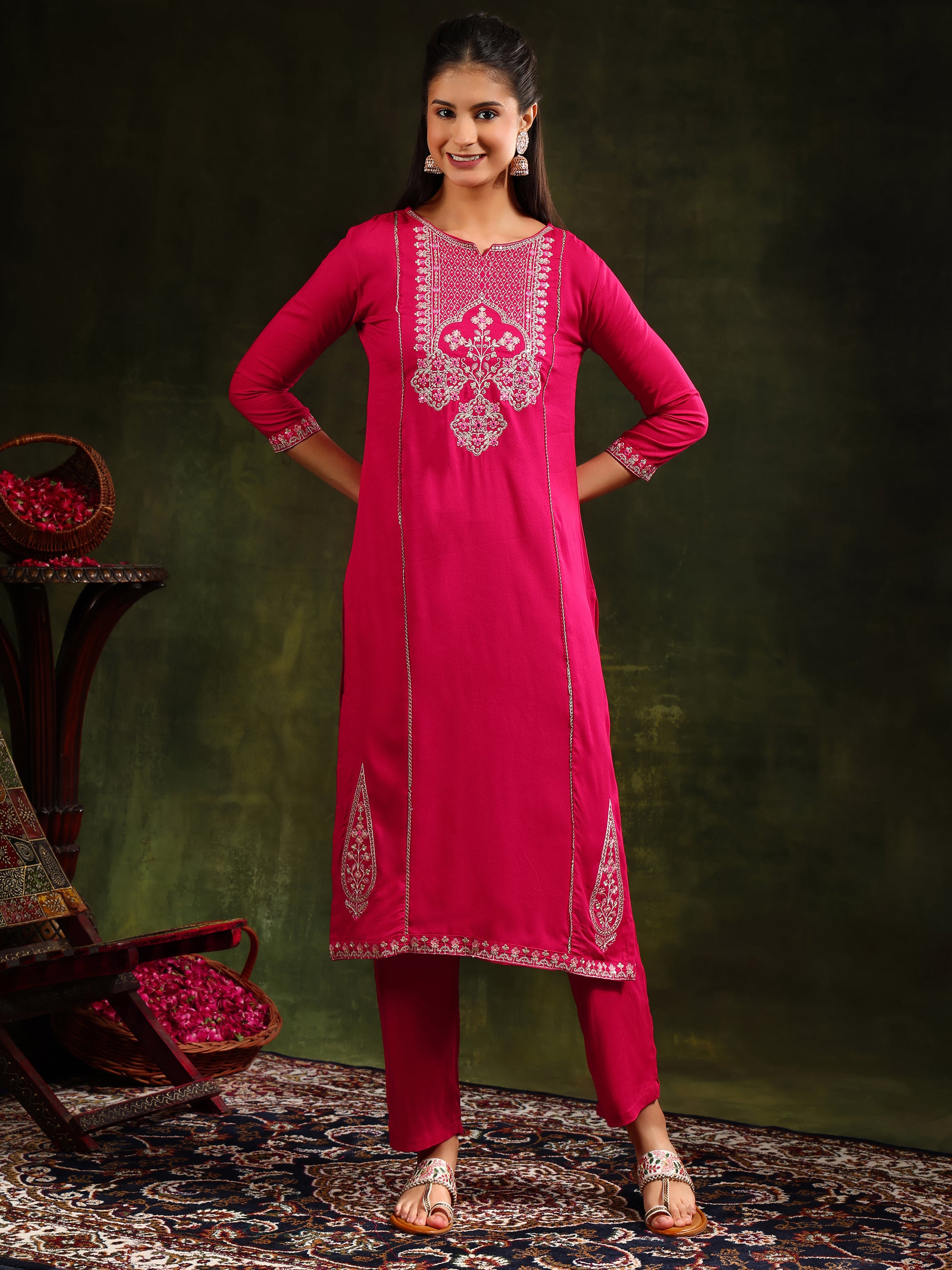 Mirror Embroidered Kurta with pant & Sequined Embroidered Dupatta