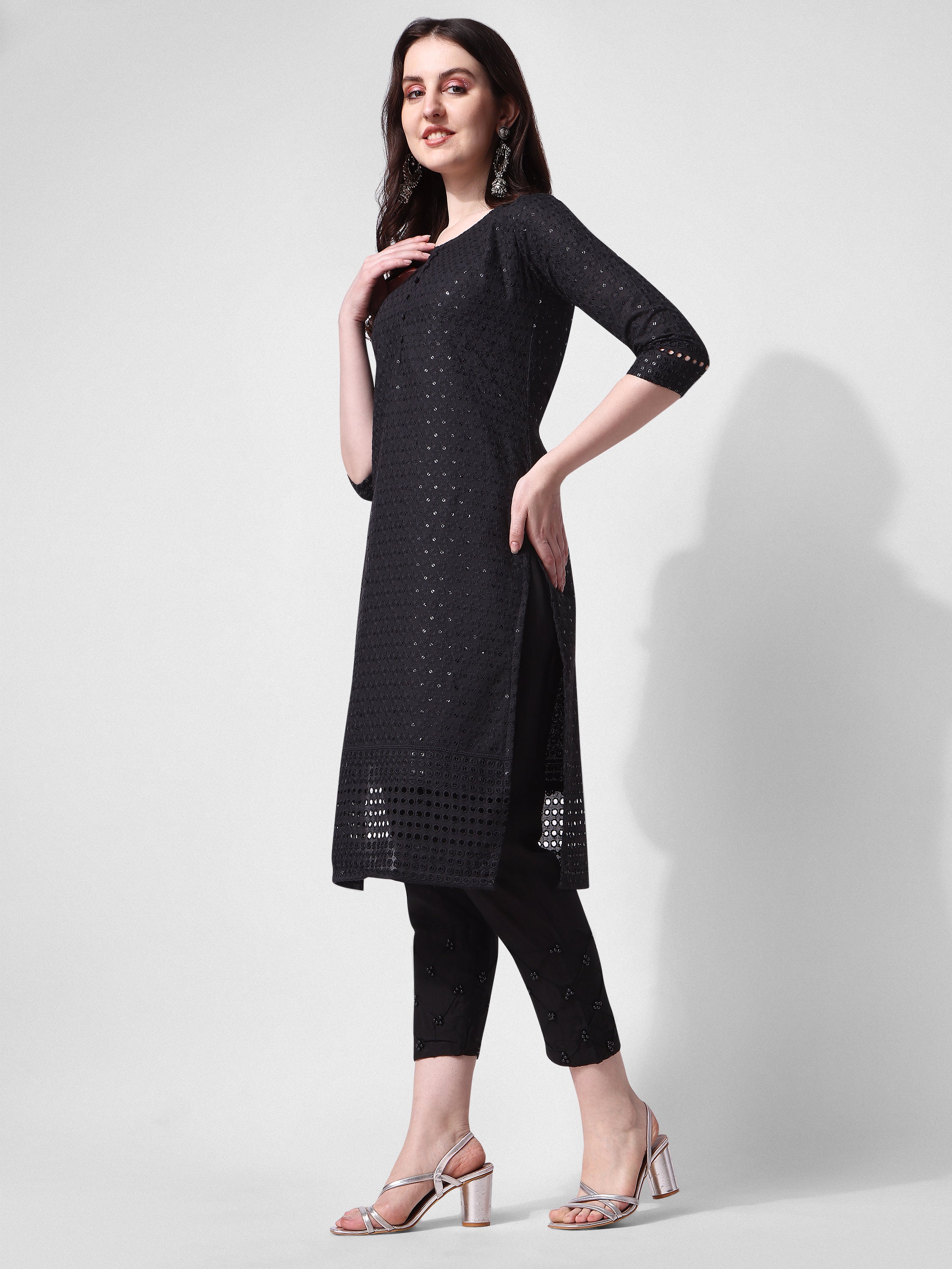 Embroidered kurta with pant