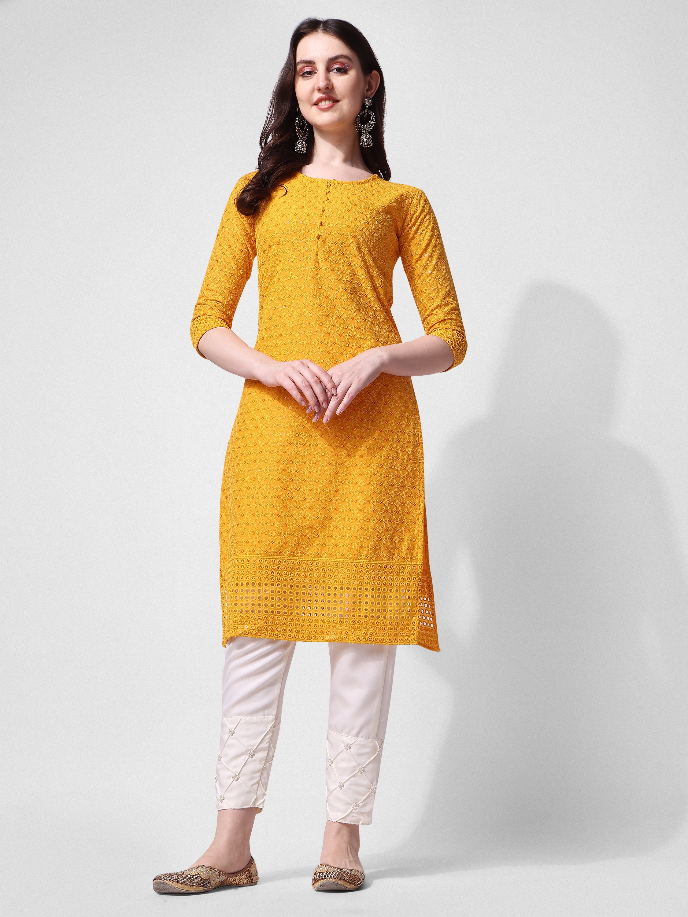 Embroidered kurta with pant