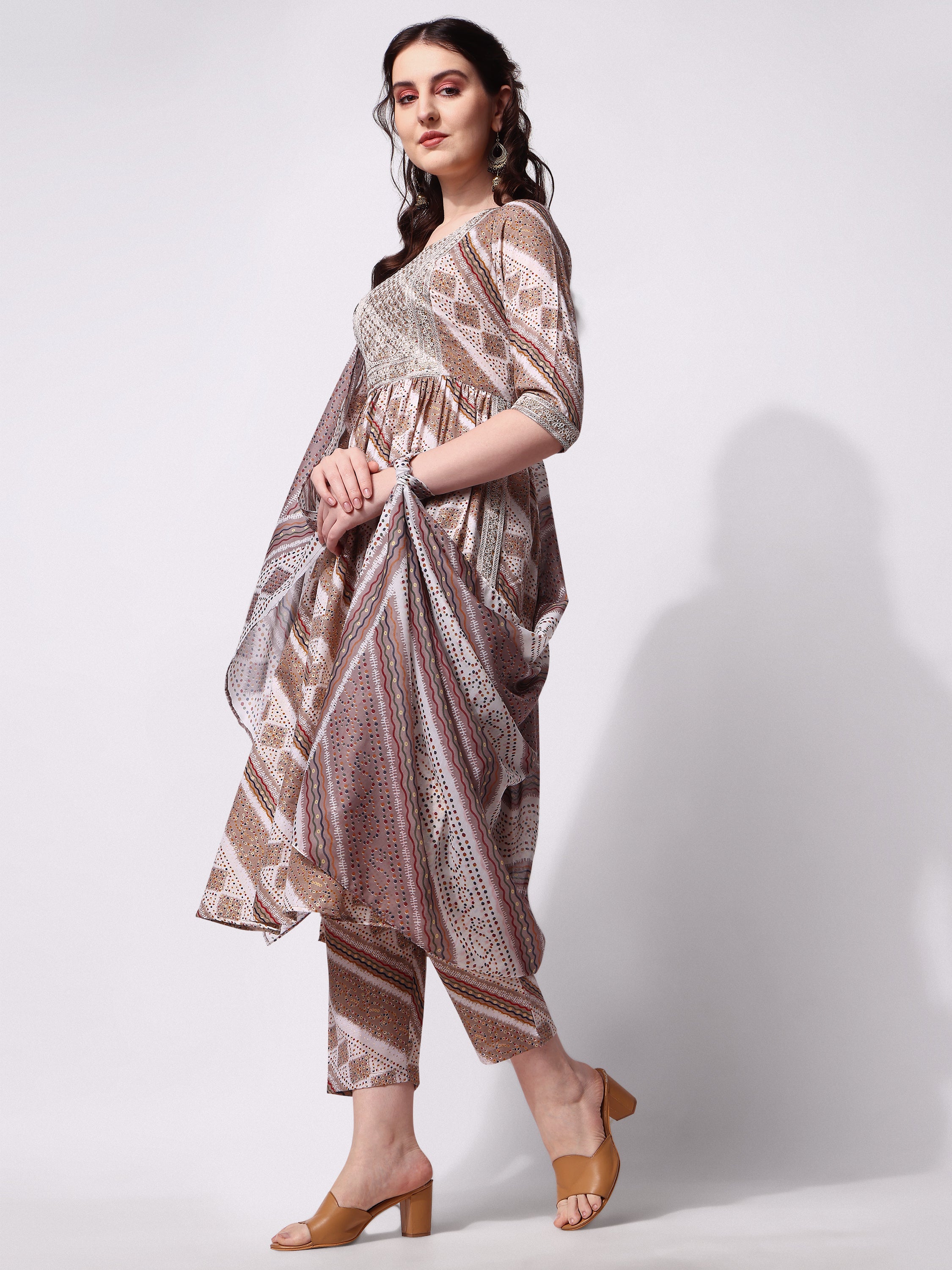 Nayra Cut Embroidered Kurta with Pant and Dupatta Set