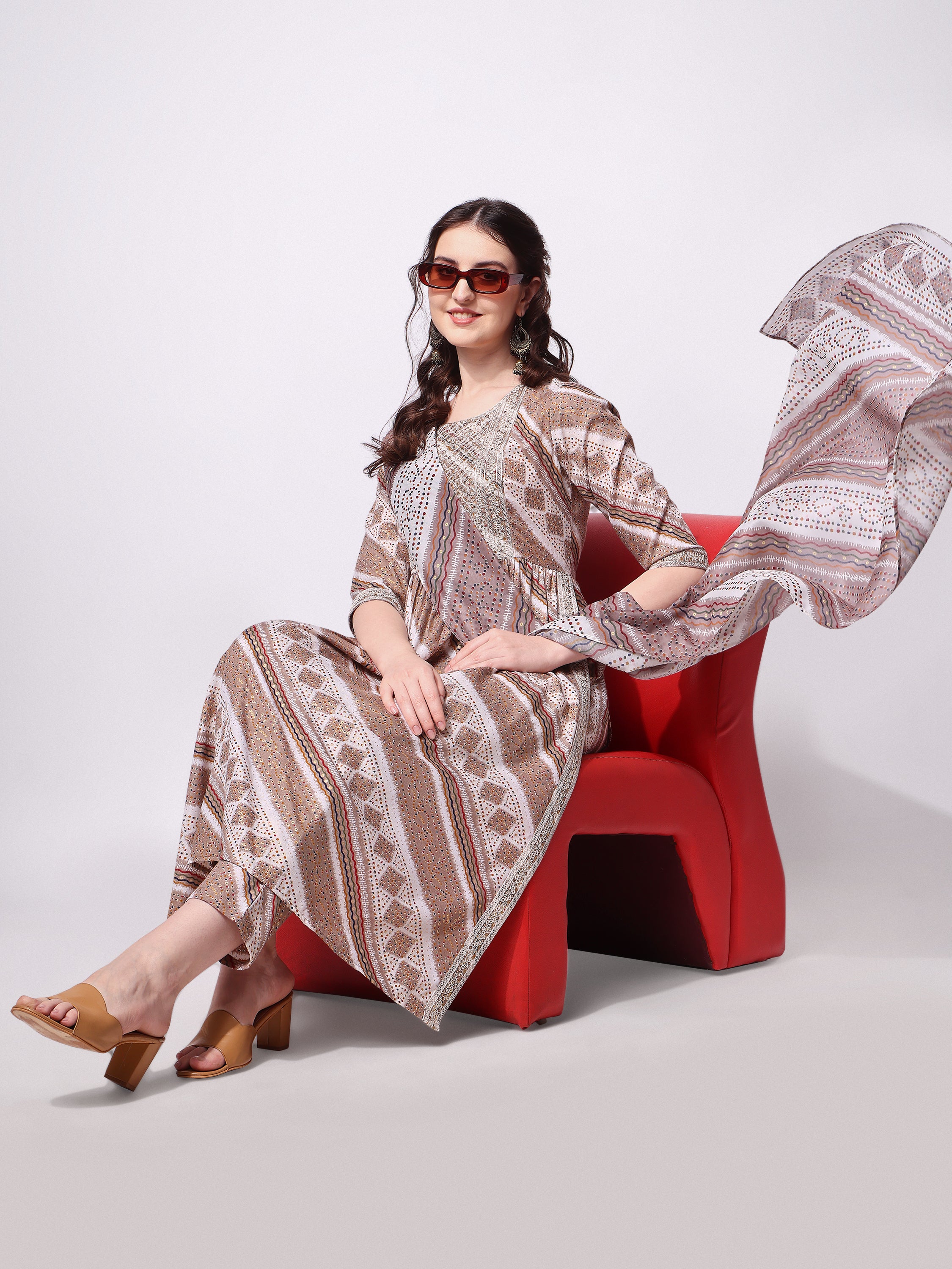 Nayra Cut Embroidered Kurta with Pant and Dupatta Set