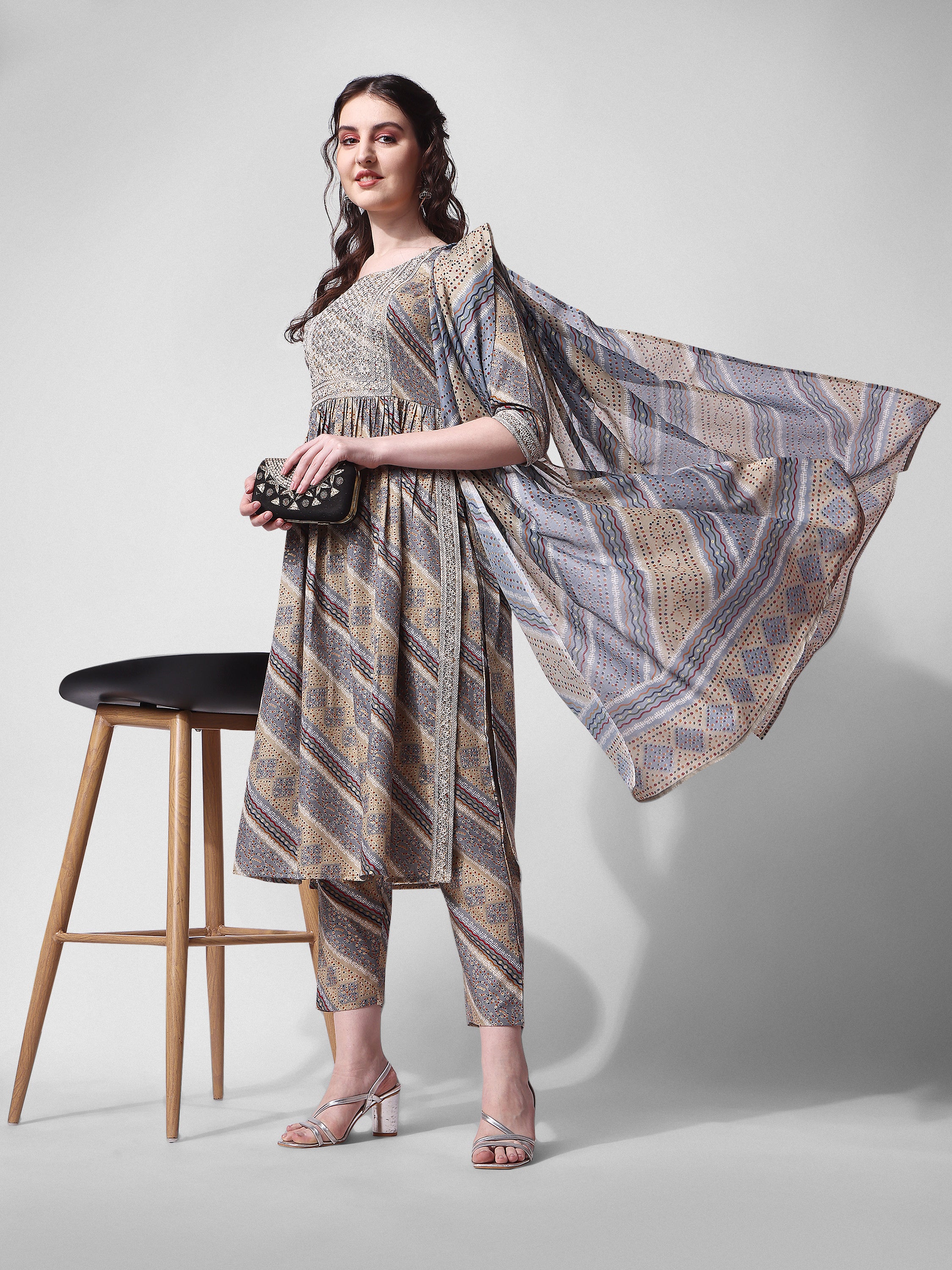 Nayra Cut Embroidered Kurta with Pant and Dupatta Set