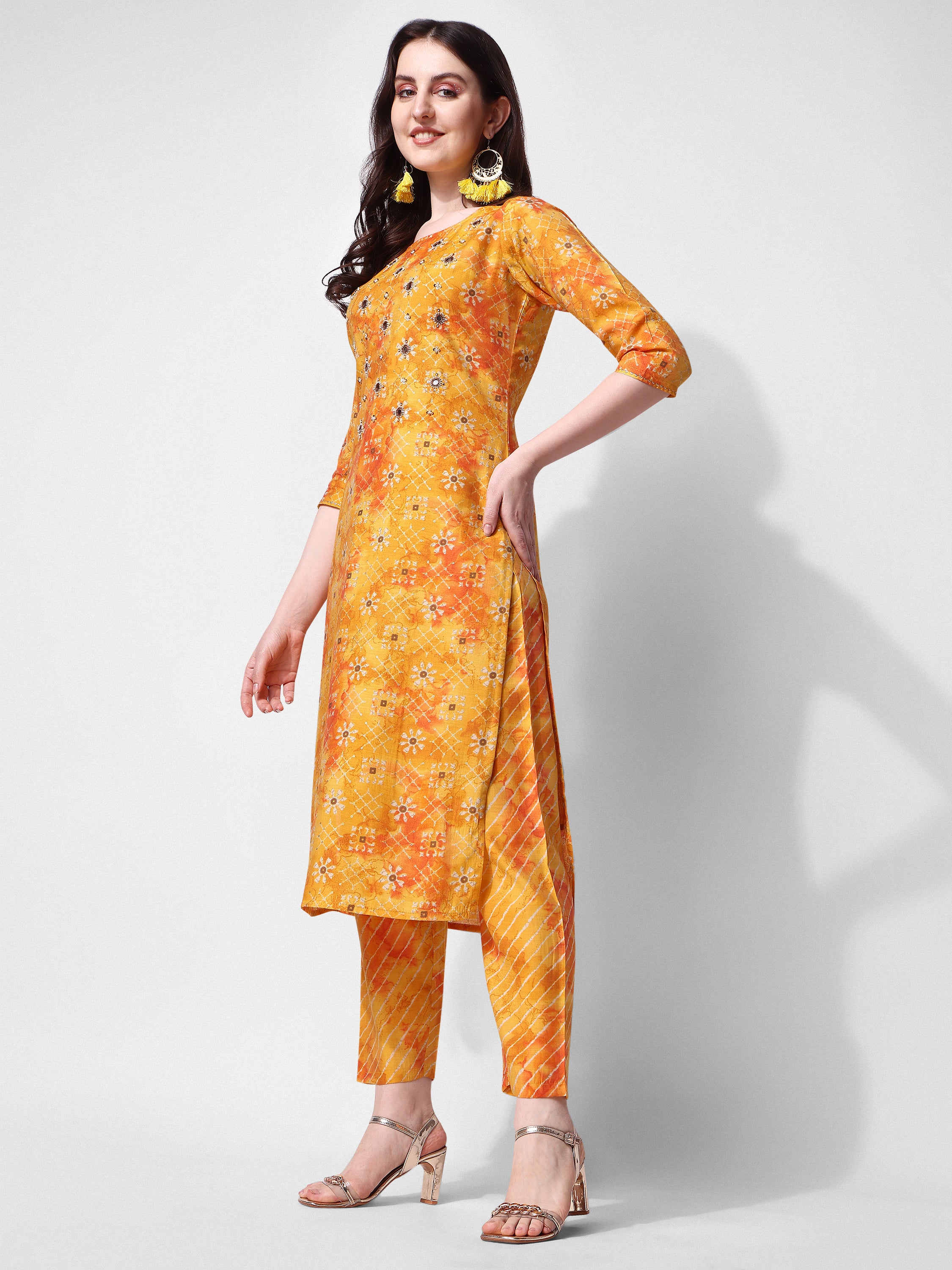 Printed & embroidered kurta with pant & dupatta set