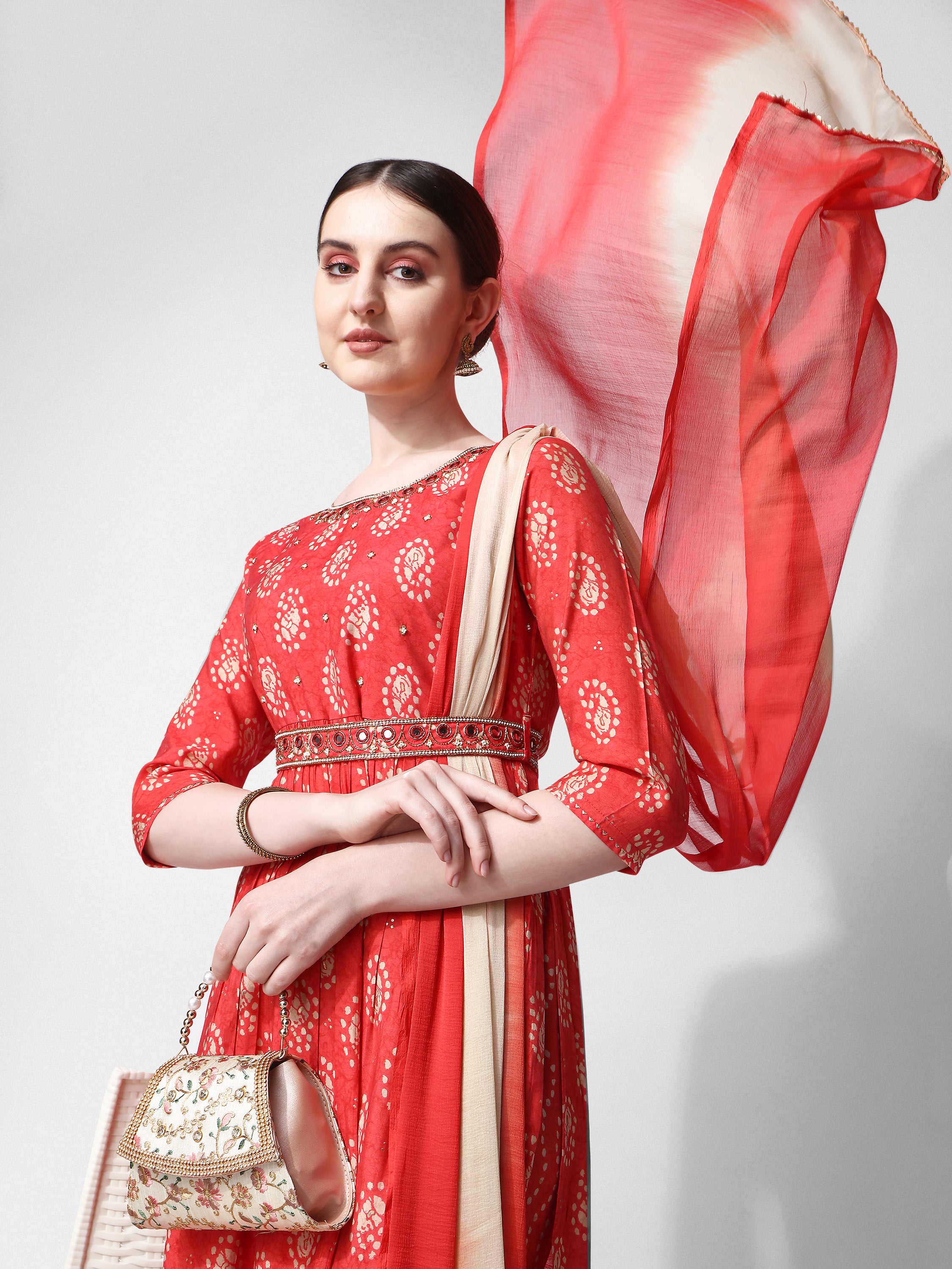 Nayra Cut Embroidered Kurta with Pant, Dupatta & Embroidered Belt set