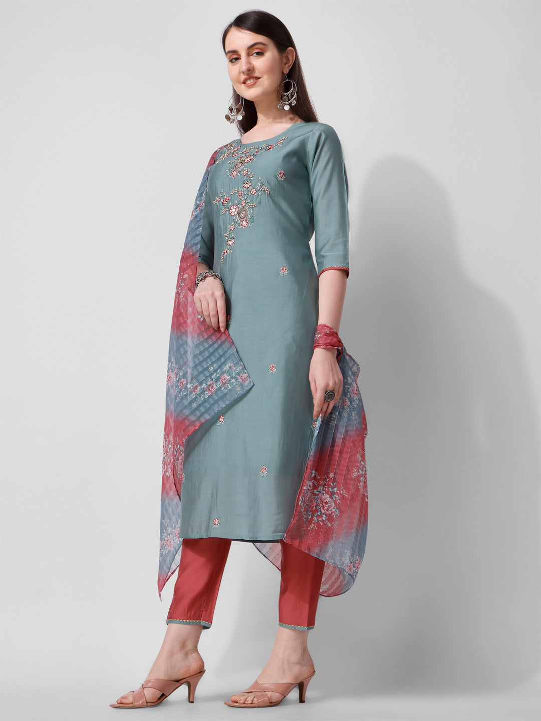 Blue Embroidered kurta pant & Printed dupatta set