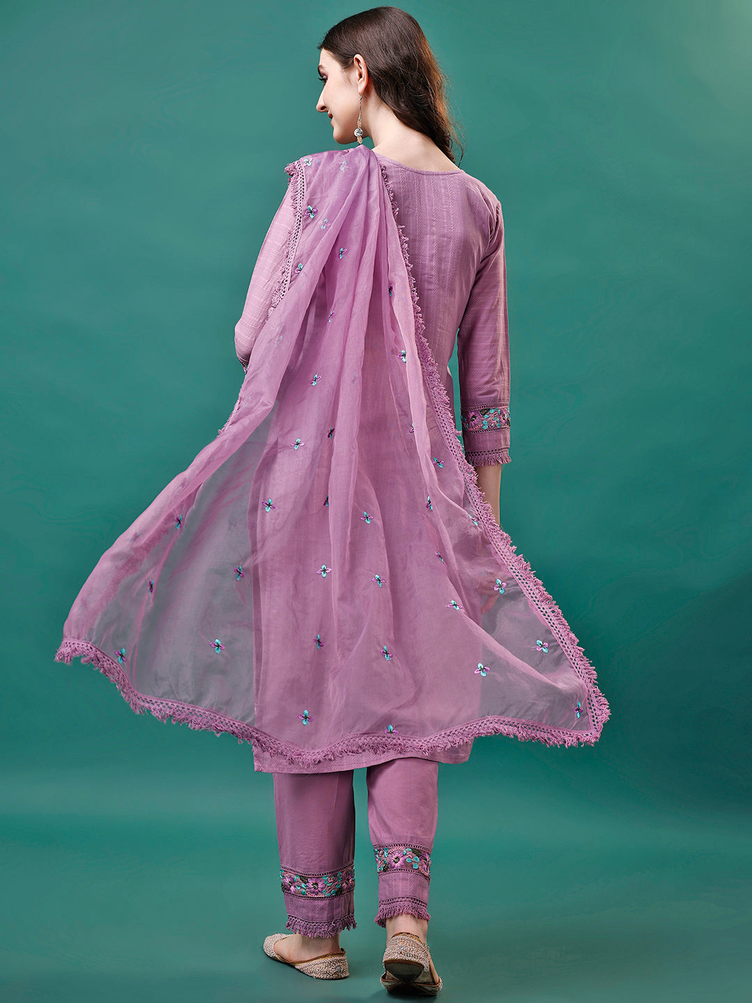 Embroidered Kurta with pant & Embroidered Organza Dupatta