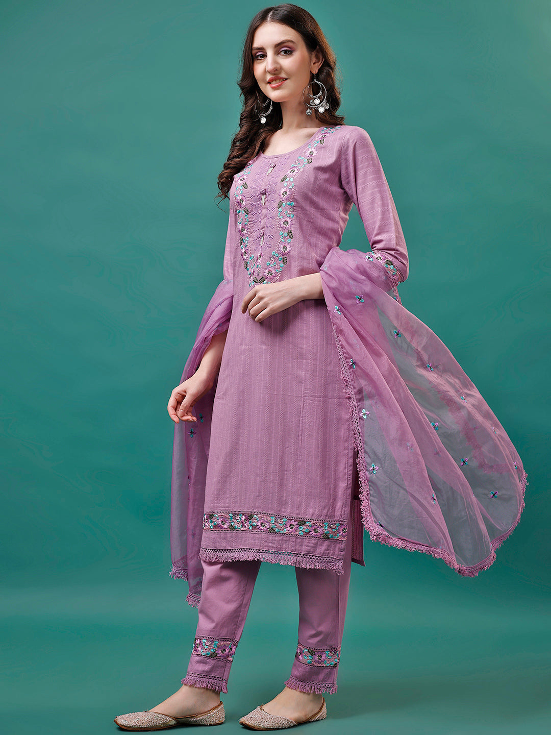 Embroidered Kurta with pant & Embroidered Organza Dupatta