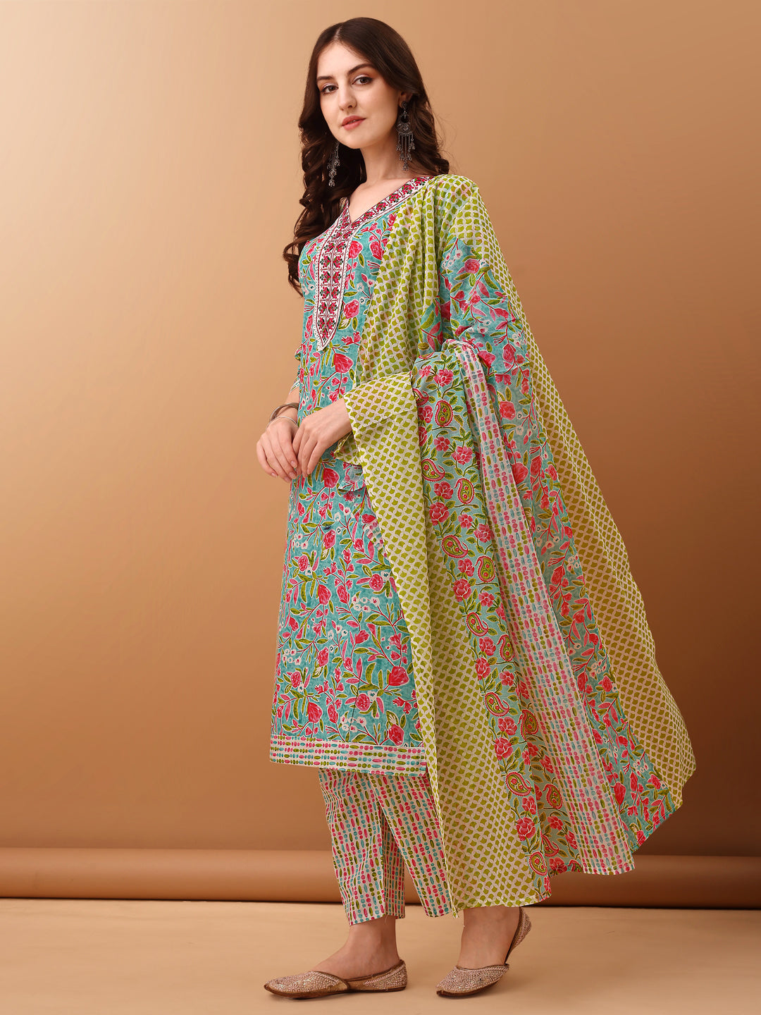 Embroidered & Floral Printed Kurta with Pant & dupatta