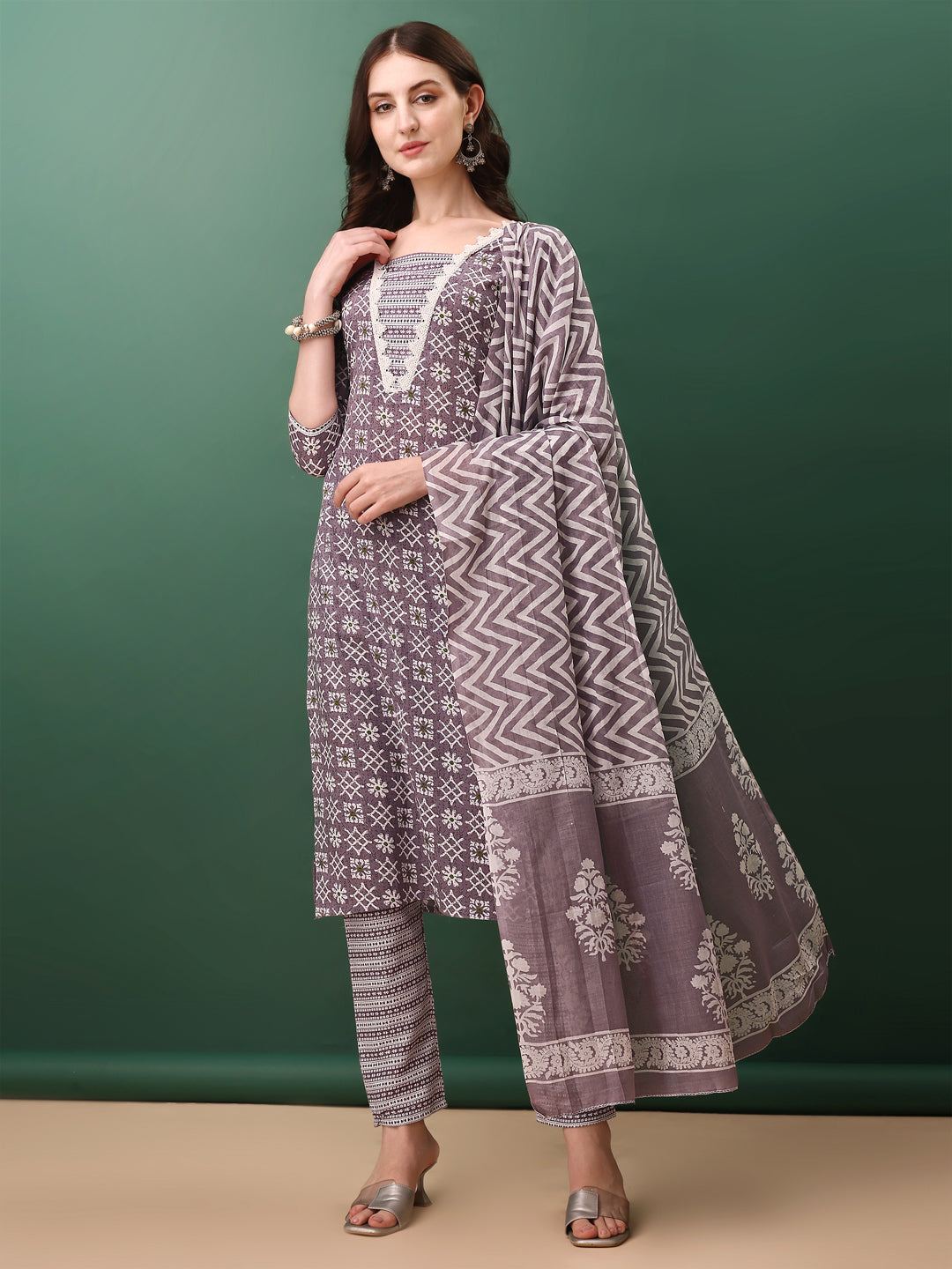 Ethnic Motifs Printed Kurta with Lace Detailing and pant & Dupatta