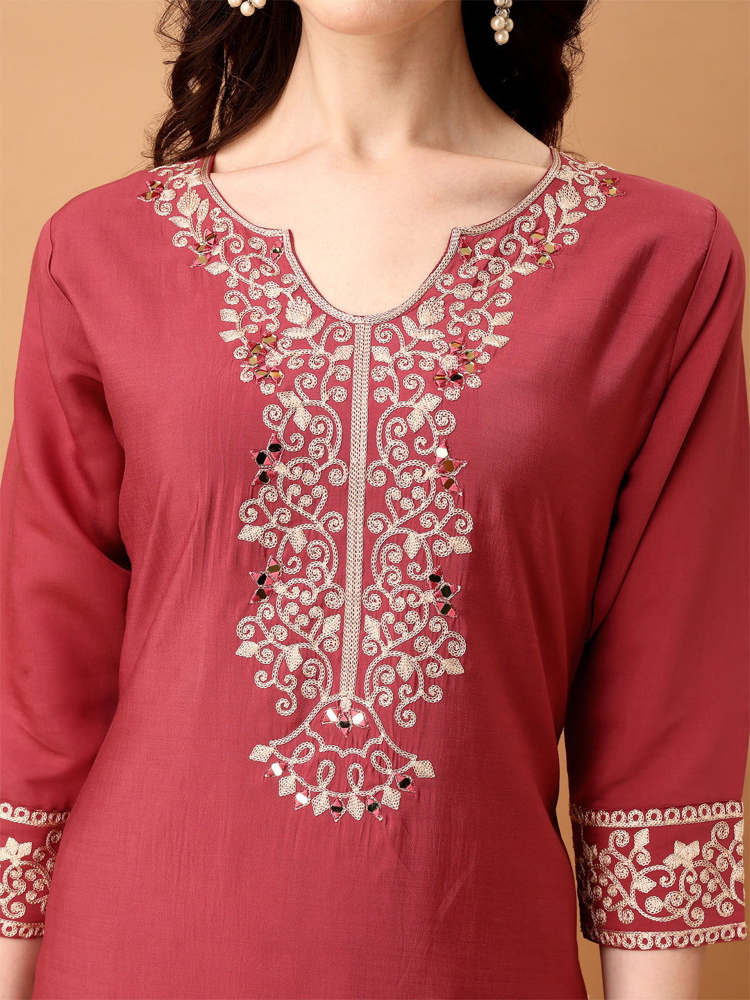 Embroidered kurta with pant & Embroidered Dupatta