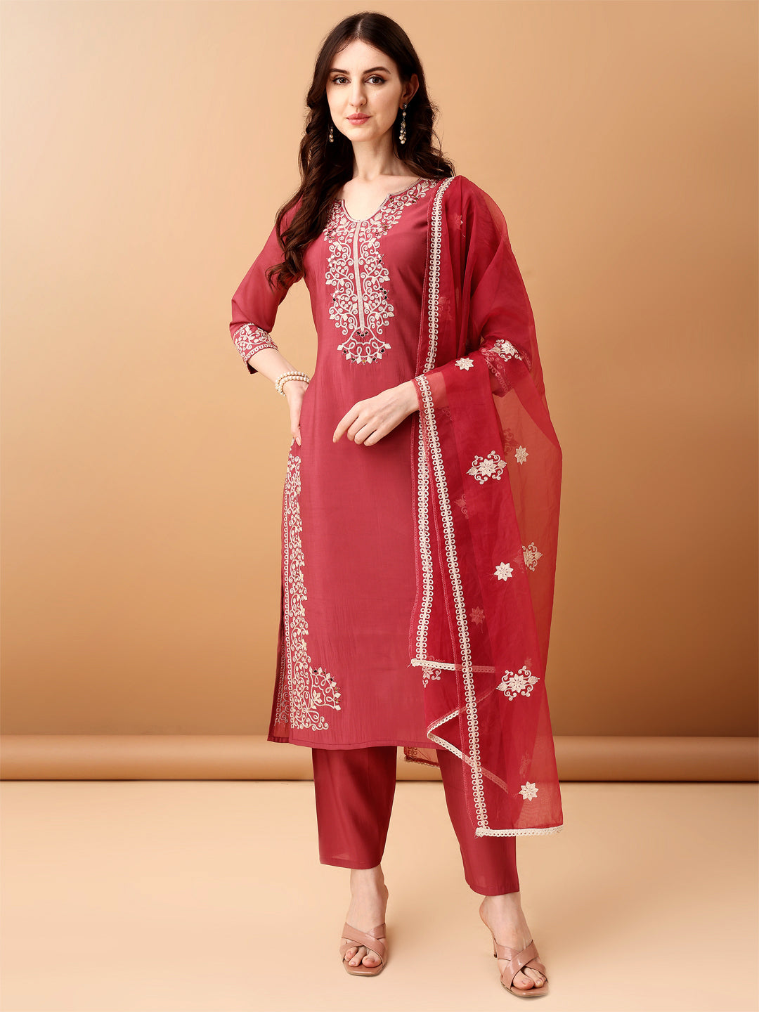 Embroidered kurta with pant & Embroidered Dupatta